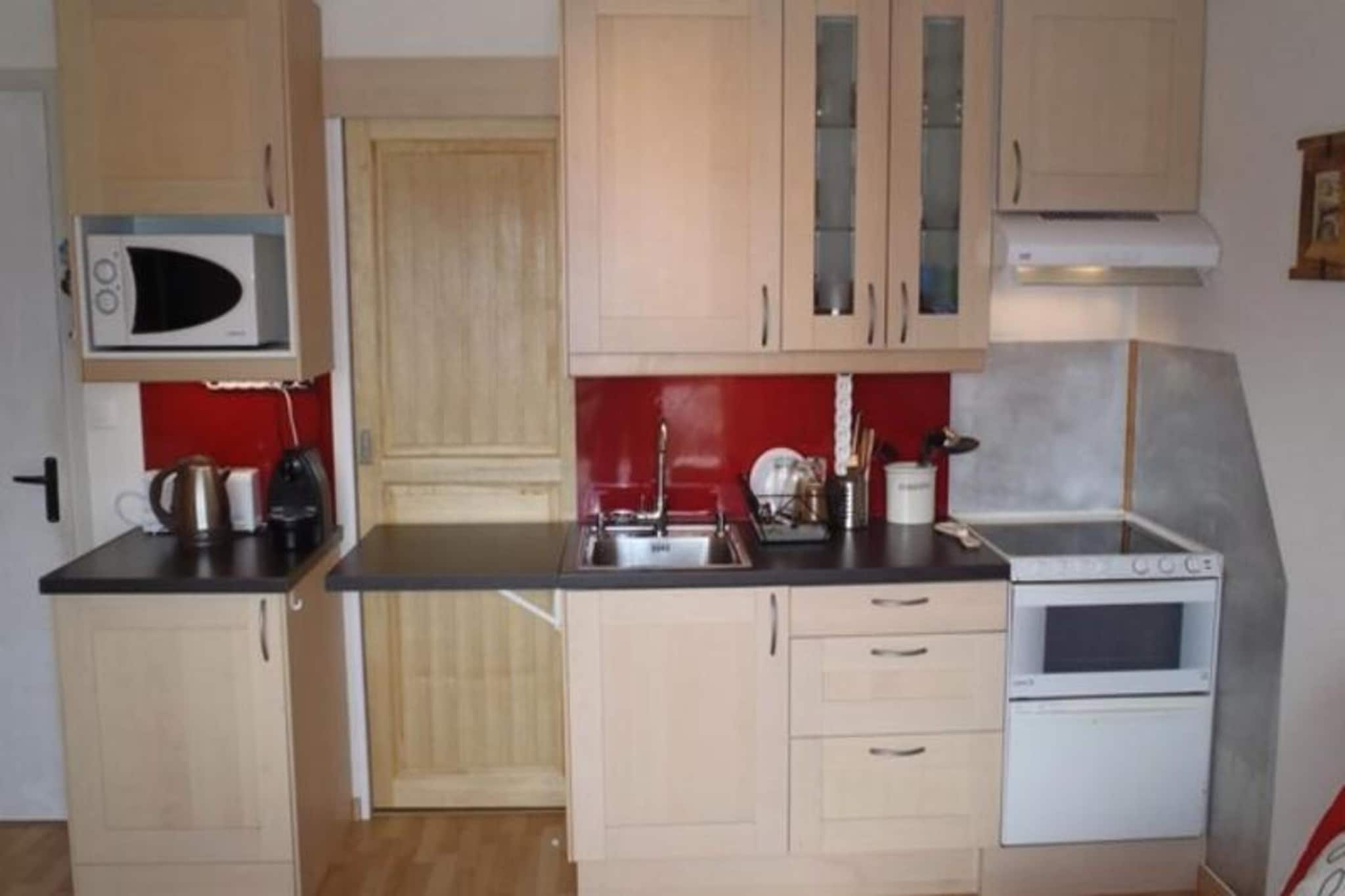 Résidence Choucas-Buitenkant zomer