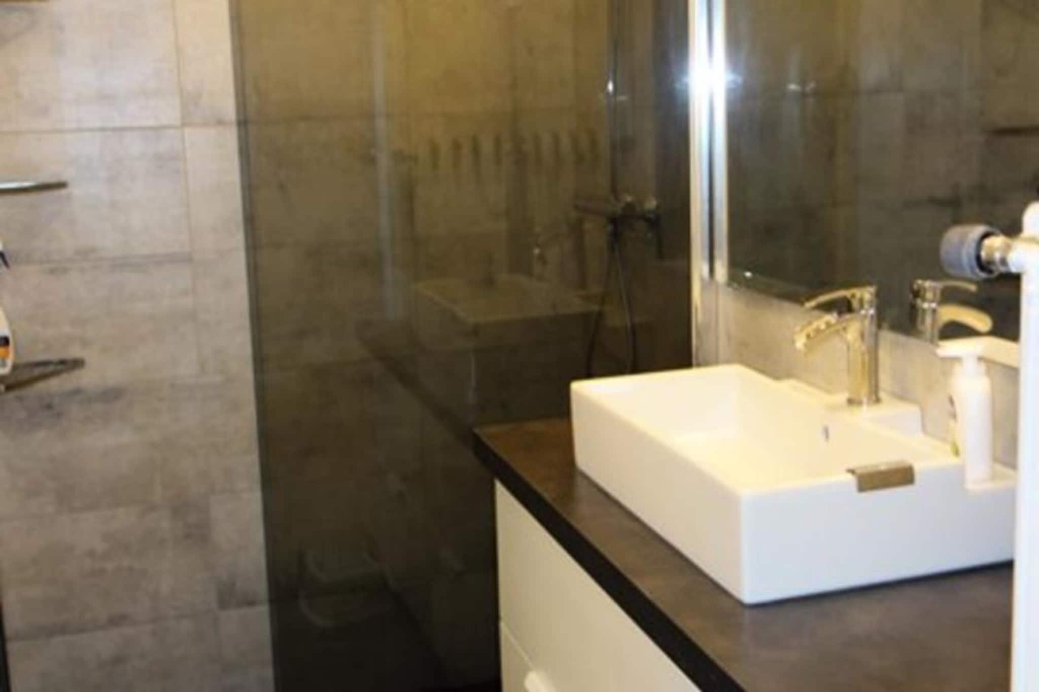 Résidence Choucas-Buitenkant zomer