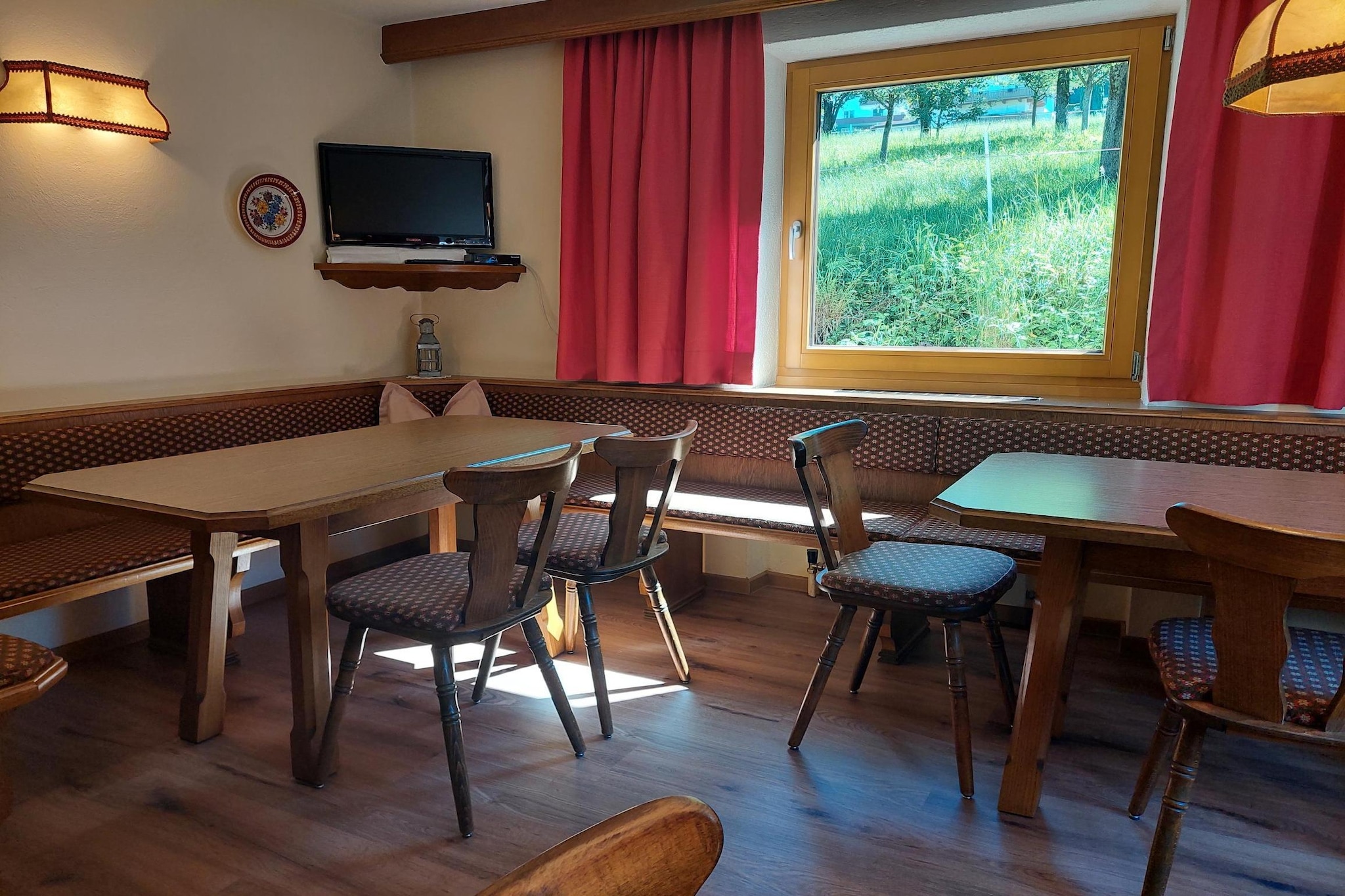 Ferienhaus Die Ginin-Eetkamer