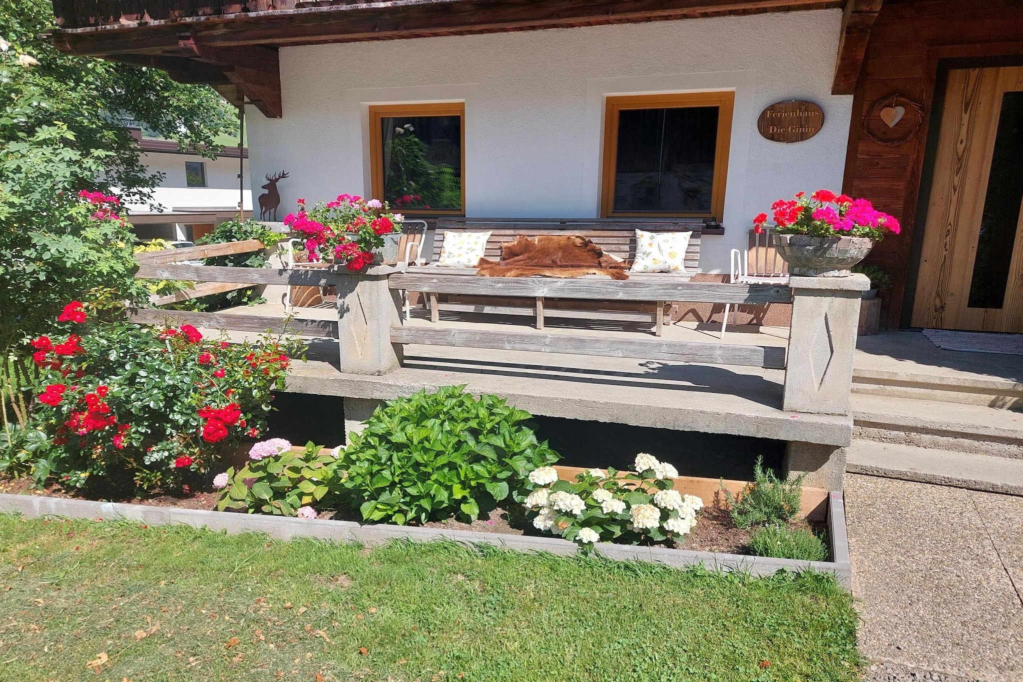 Ferienhaus Die Ginin-Terrasbalkon