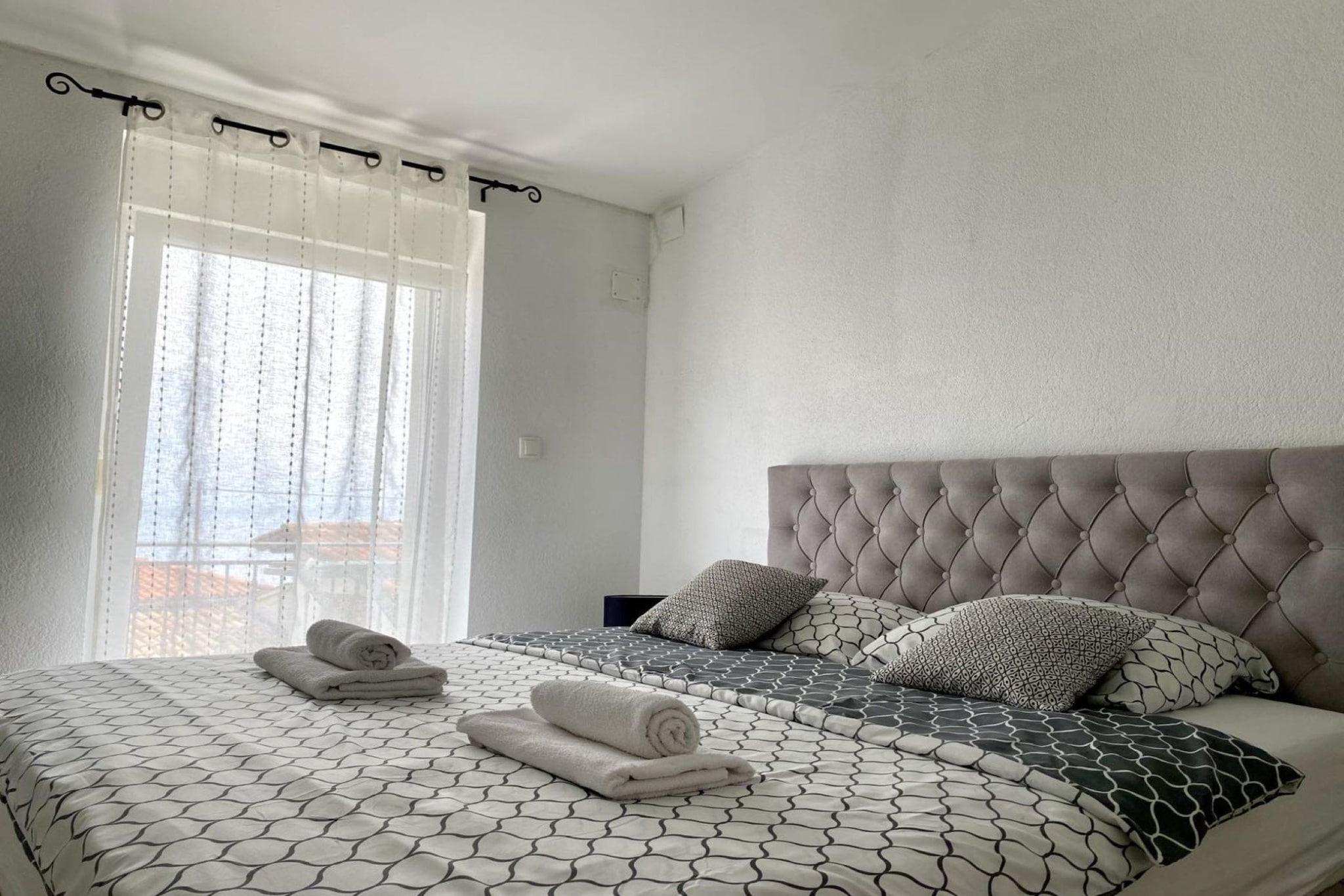 Luxury Lovran Apartments with Swimming Pool - Standard One Bedroom Apartment-Bedroom