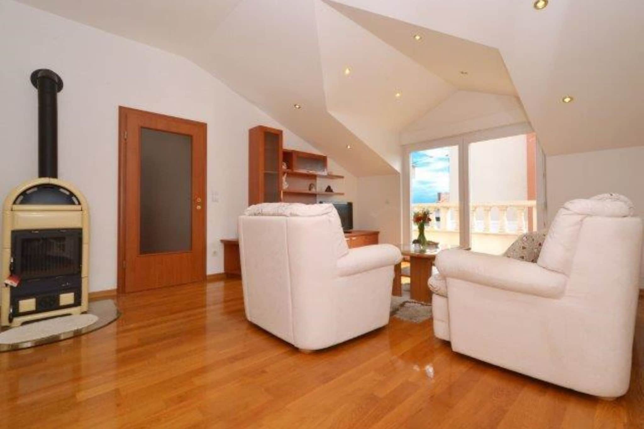 Bright Kaštela Apartment with Balcony and Private Parking - Two Bedroom Apartment