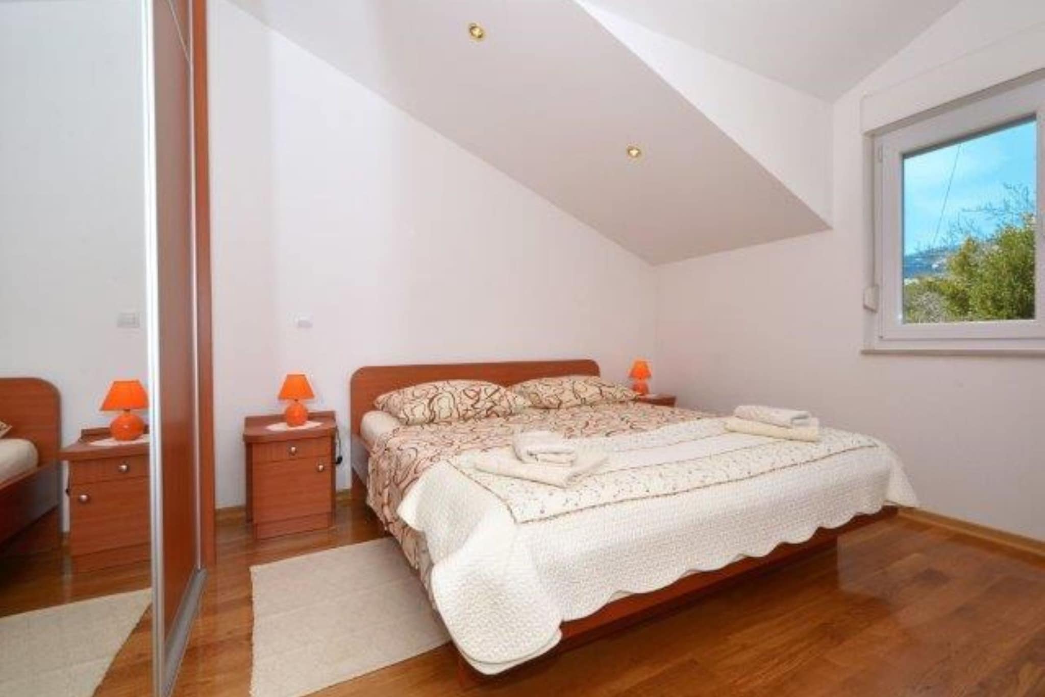 Bright Kaštela Apartment with Balcony and Private Parking - Two Bedroom Apartment