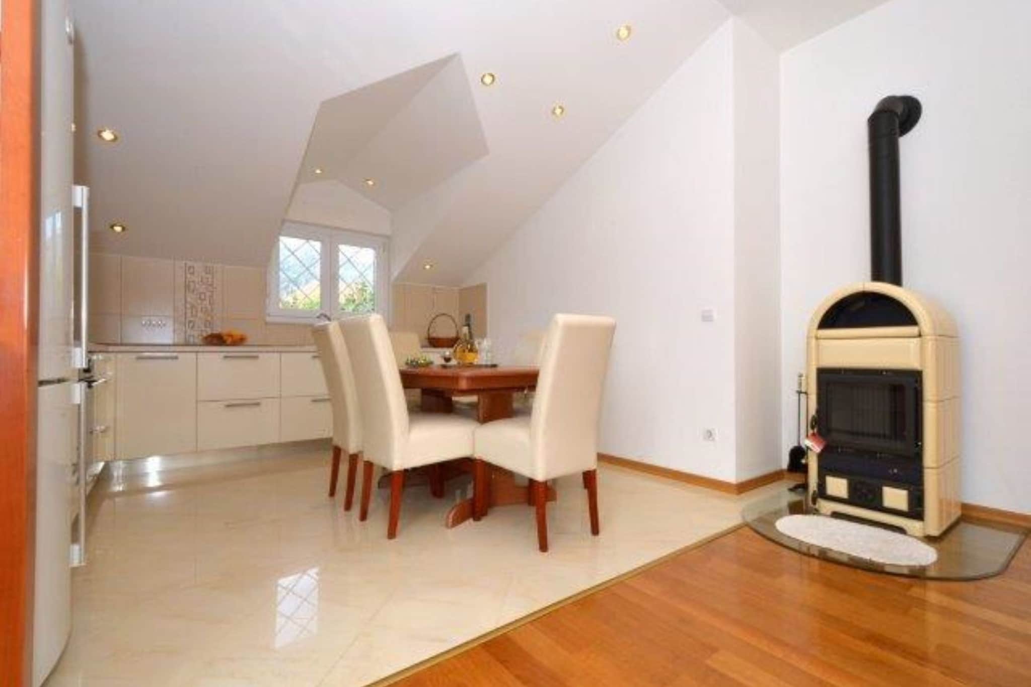 Bright Kaštela Apartment with Balcony and Private Parking - Two Bedroom Apartment-Cuisine