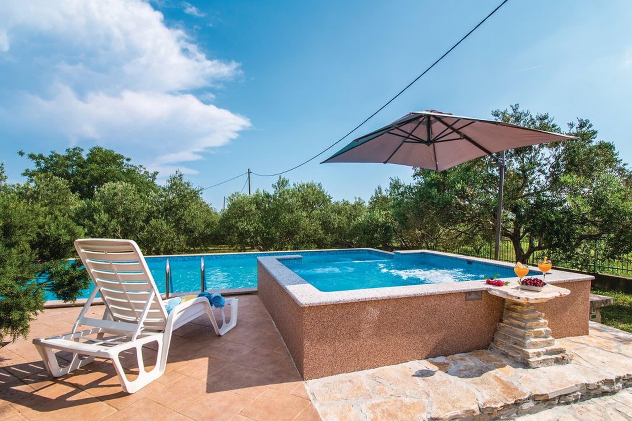 Picturesque Escape Holiday Home with Pool and Sauna - Four Bedroom Holiday Home with Sauna and Pool-Pool