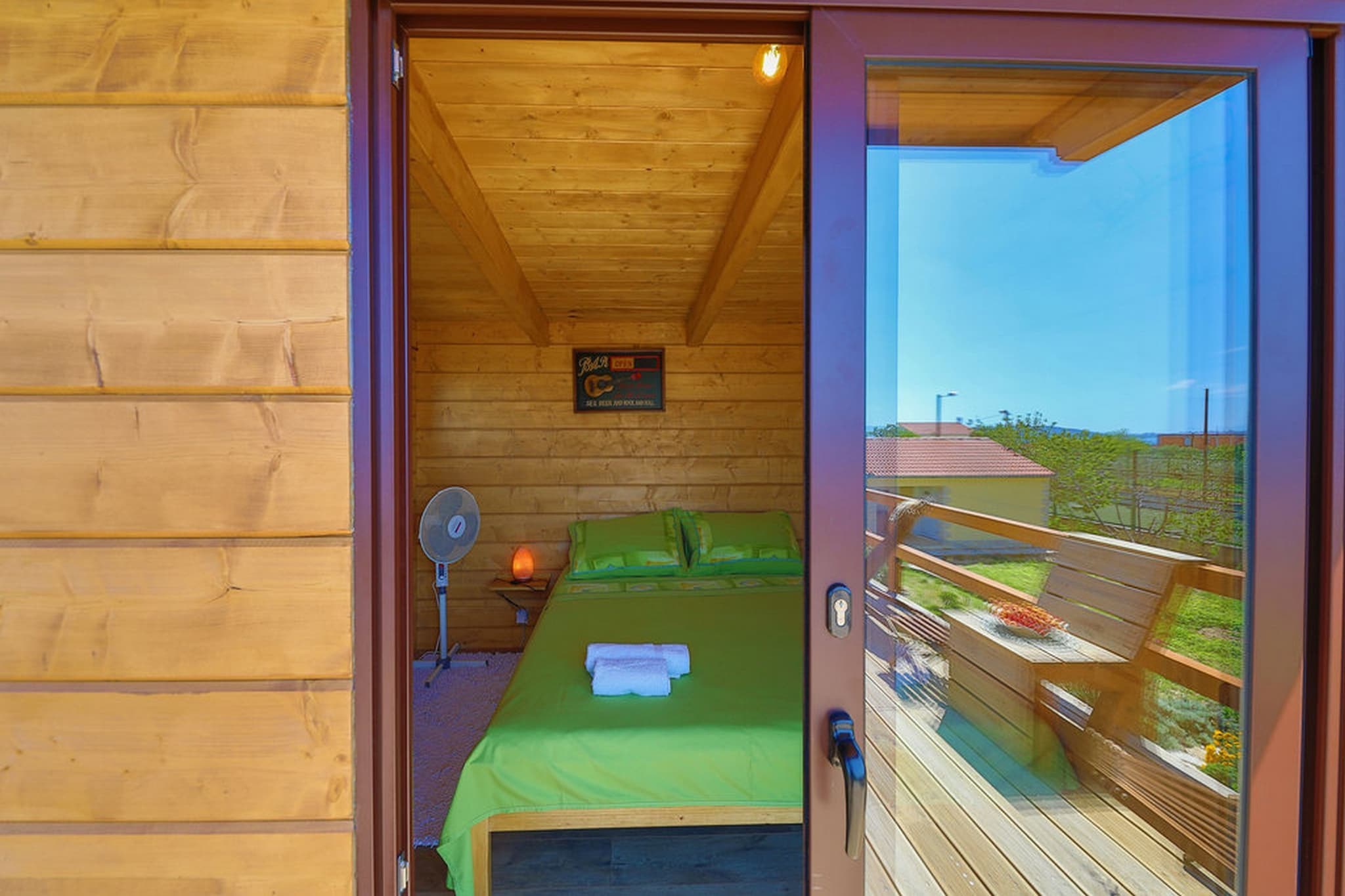 Picturesque Escape Holiday Home with Pool and Sauna - Four Bedroom Holiday Home with Sauna and Pool-Bedroom