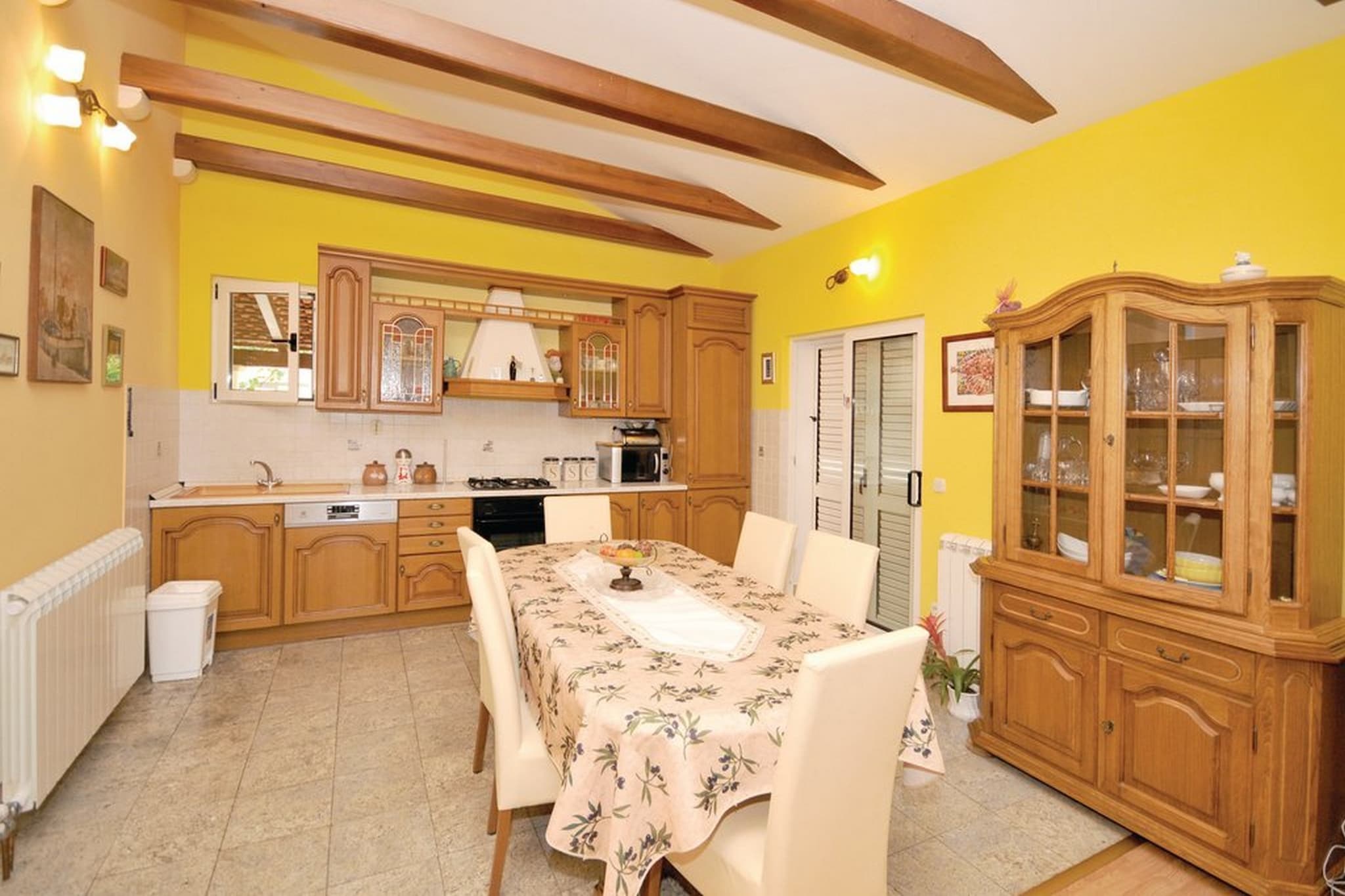 Picturesque Escape Holiday Home with Pool and Sauna - Four Bedroom Holiday Home with Sauna and Pool-Bedroom