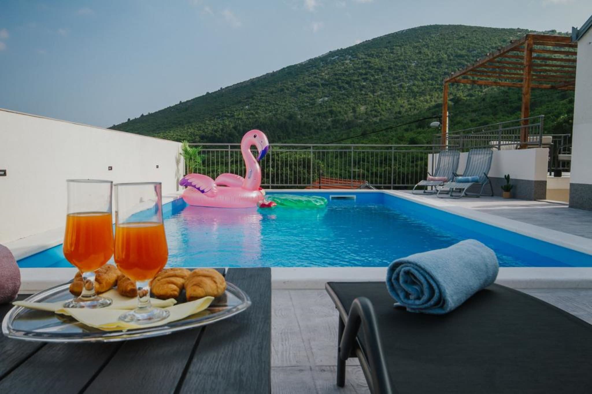 Tranquil Getaway Villa Prapatnica with Pool and Garden - Three  Bedroom Villa with Pool-Pool