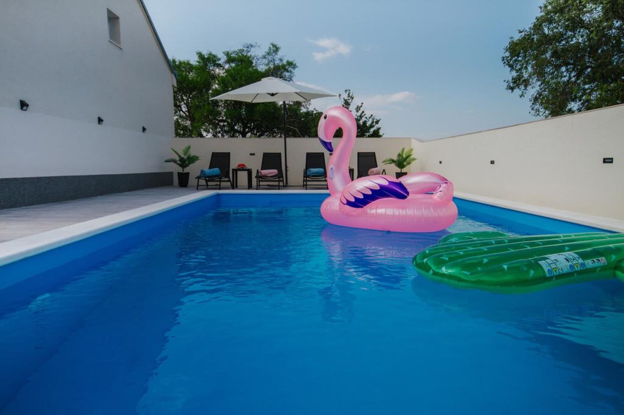 Tranquil Getaway Villa Prapatnica with Pool and Garden - Three  Bedroom Villa with Pool-Pool