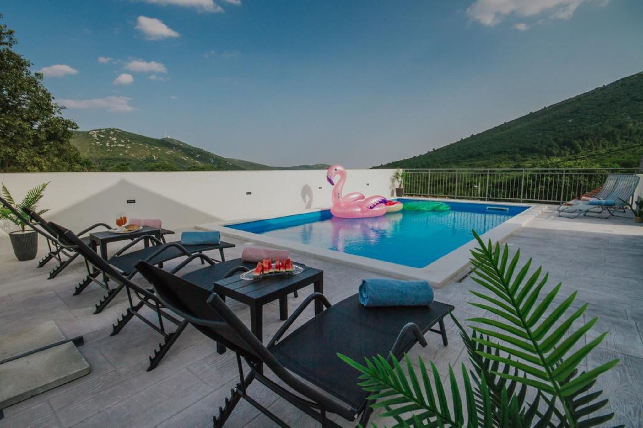 Tranquil Getaway Villa Prapatnica with Pool and Garden - Three  Bedroom Villa with Pool-Pool