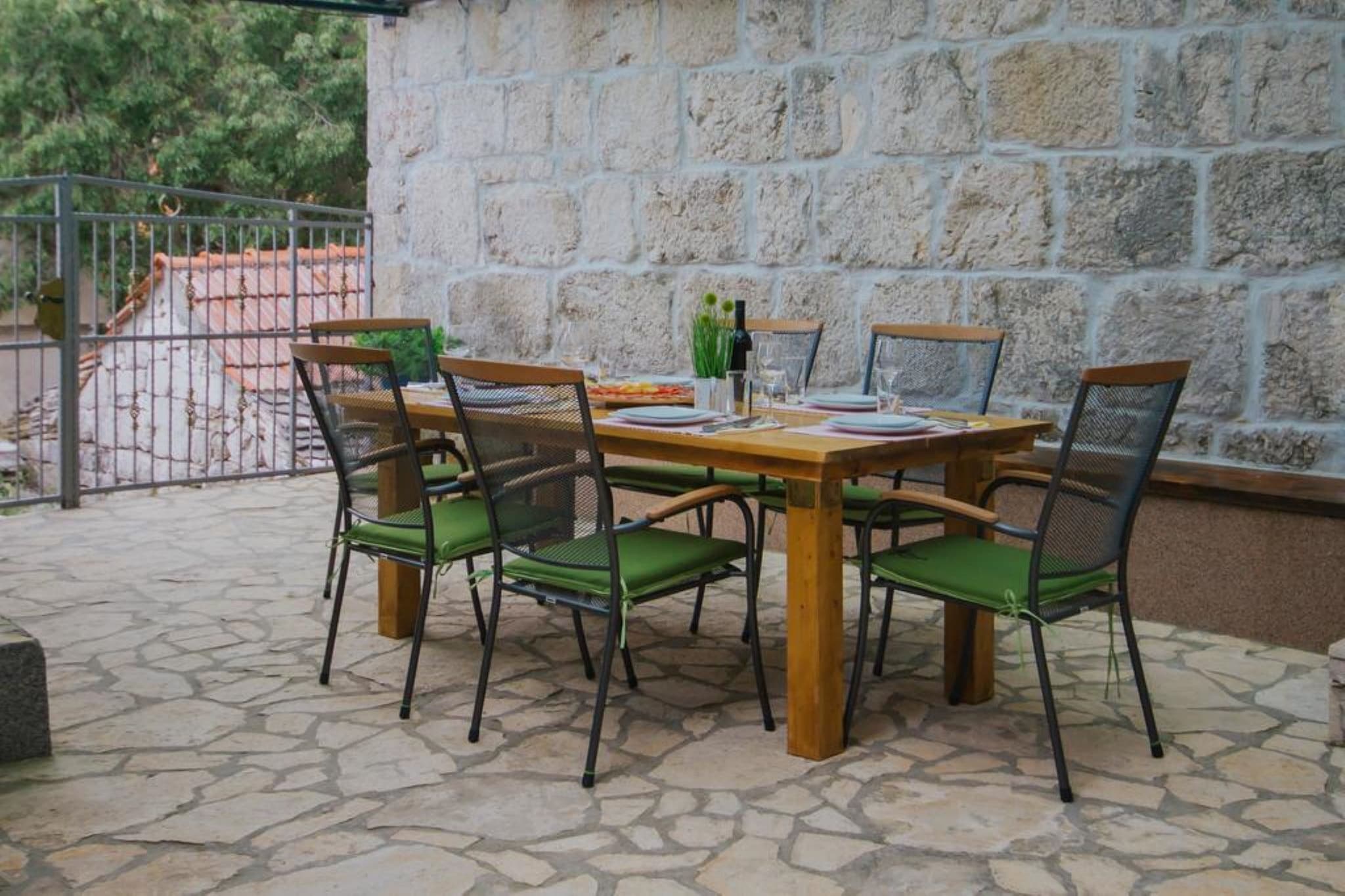 Tranquil Getaway Villa Prapatnica with Pool and Garden - Three  Bedroom Villa with Pool-Terrace