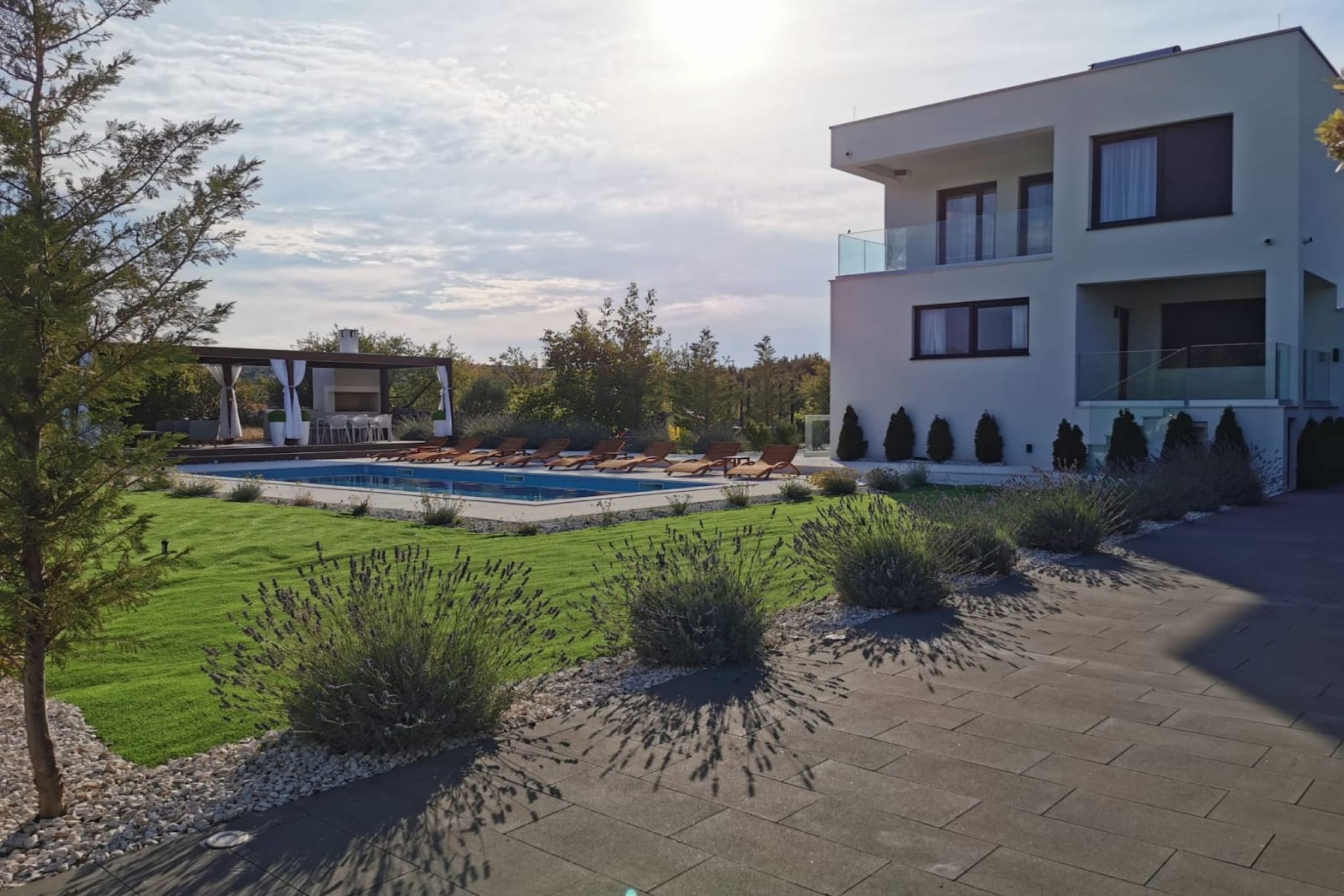 Four Bedroom Villa-Outdoor