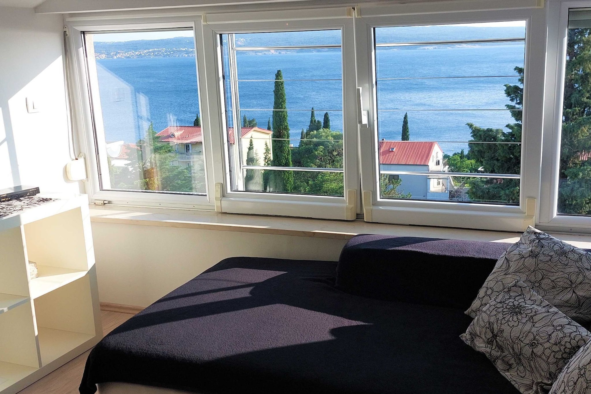 Classy Sea View Crikvenica Apartments - Two Bedroom Apartment with Sea View (owner Matija veliki)-Bedroom