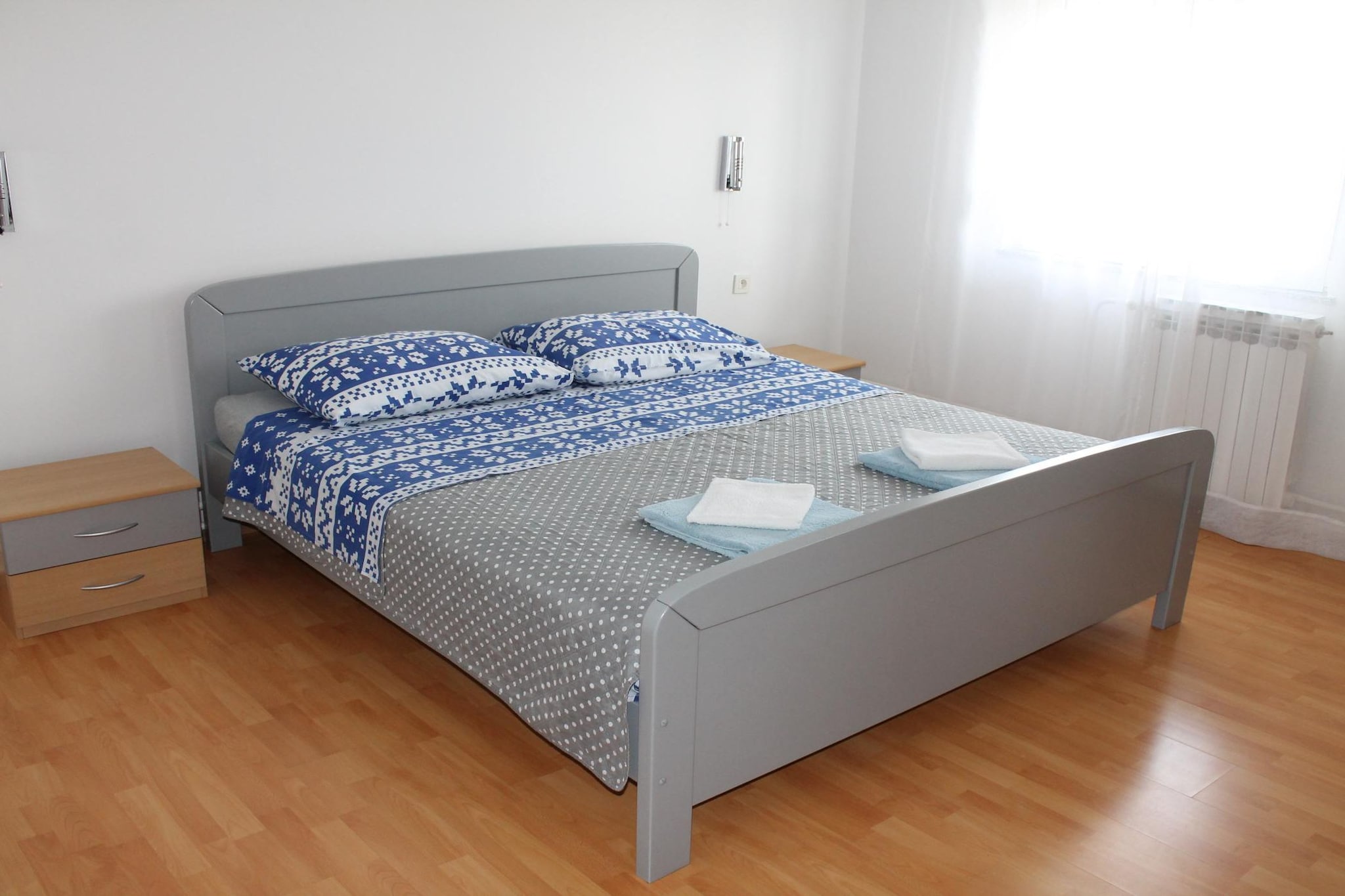Serene Sea View Krk Apartment with Balcony - Two Bedroom Apartment with Sea View and Balcony-Slaapkamer