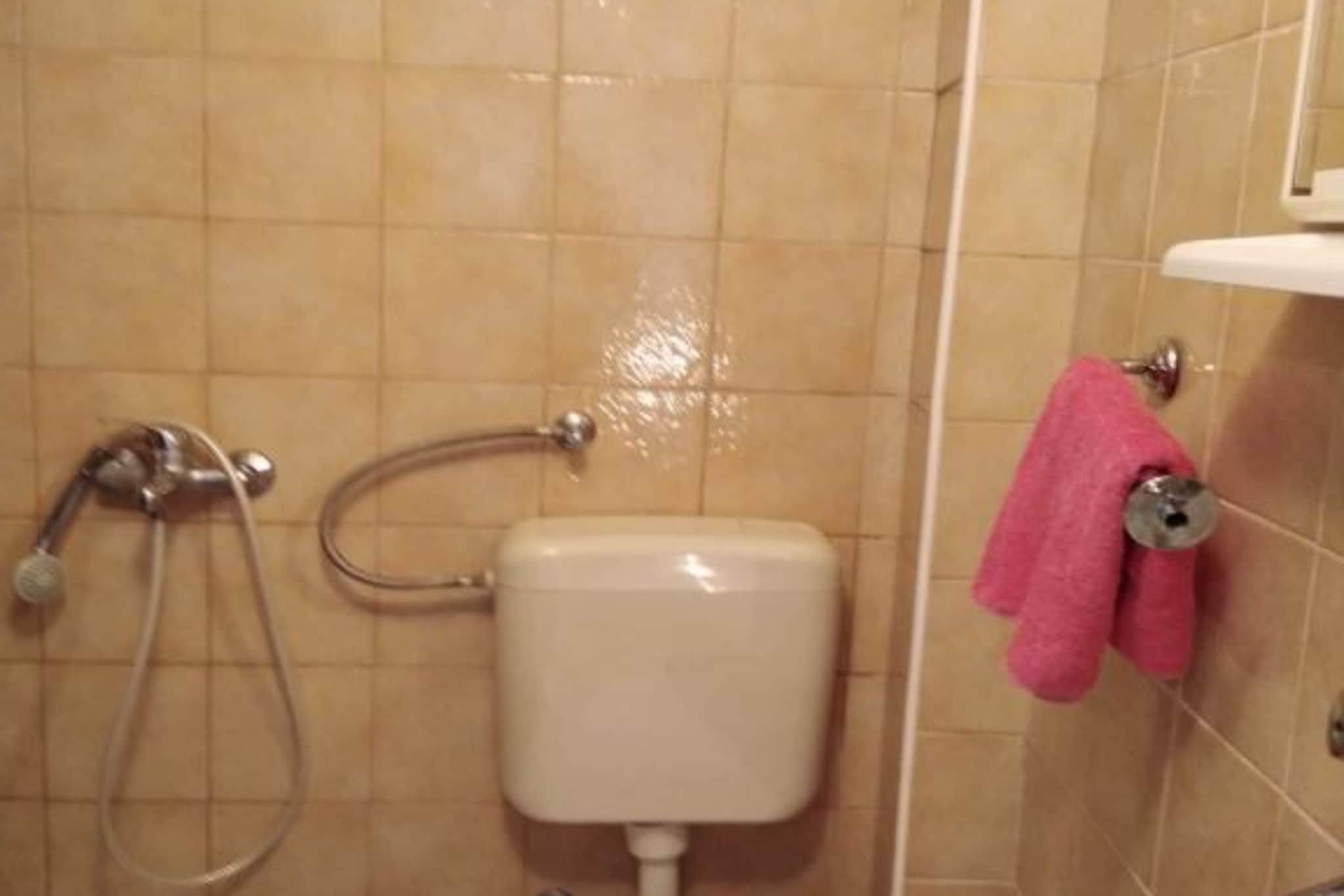 Apartment-Bathroom
