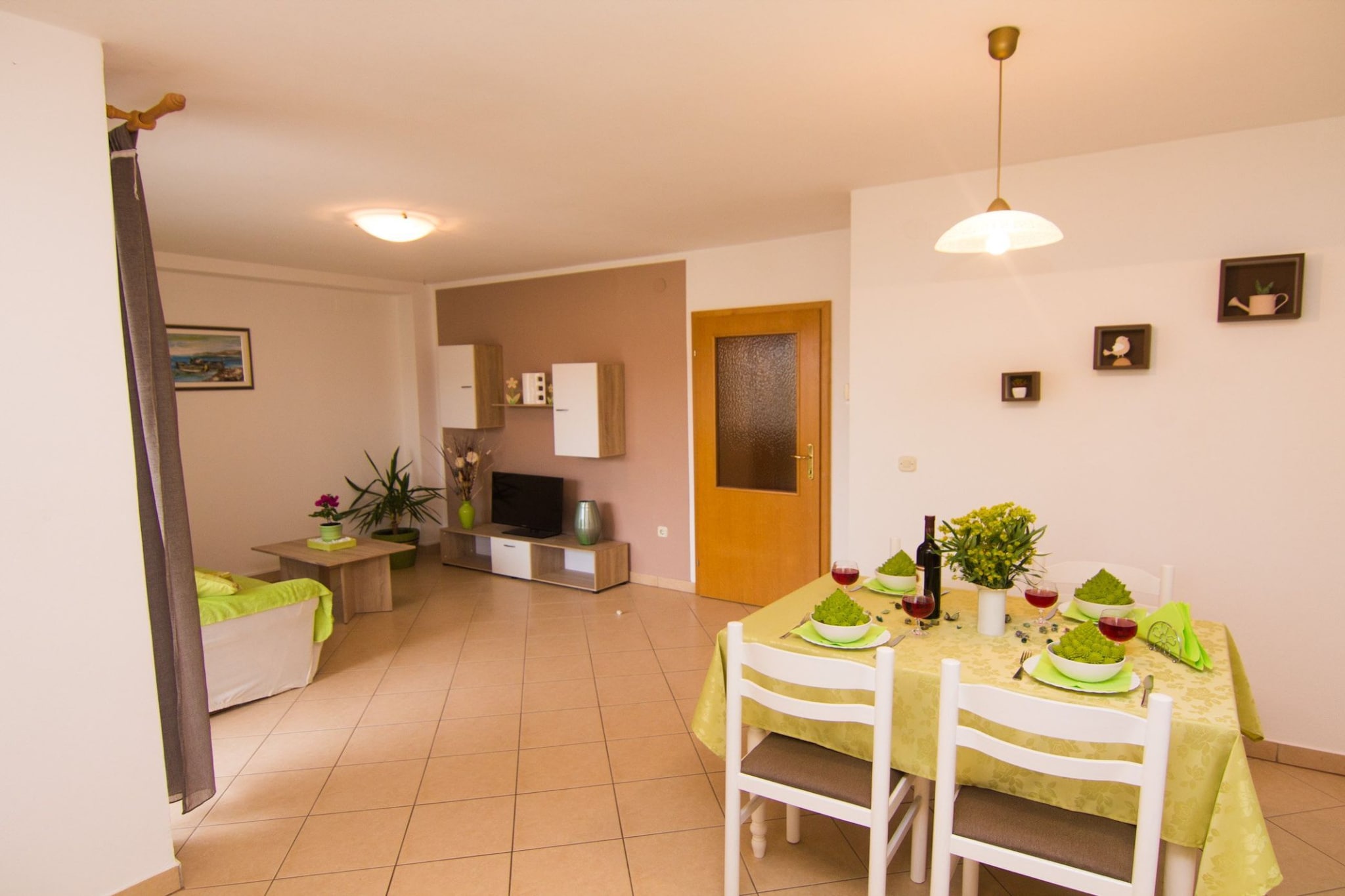 Refined and Timeless Krk Apartment with Terrace - Two Bedroom Apartment with Terrace-Woonkamer