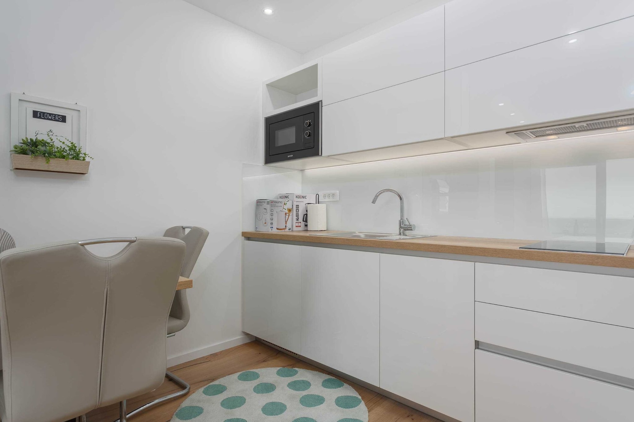 Luxury Beachfront Krk Apartments with Terrace - Studio Apartment with Terrace-Kitchen