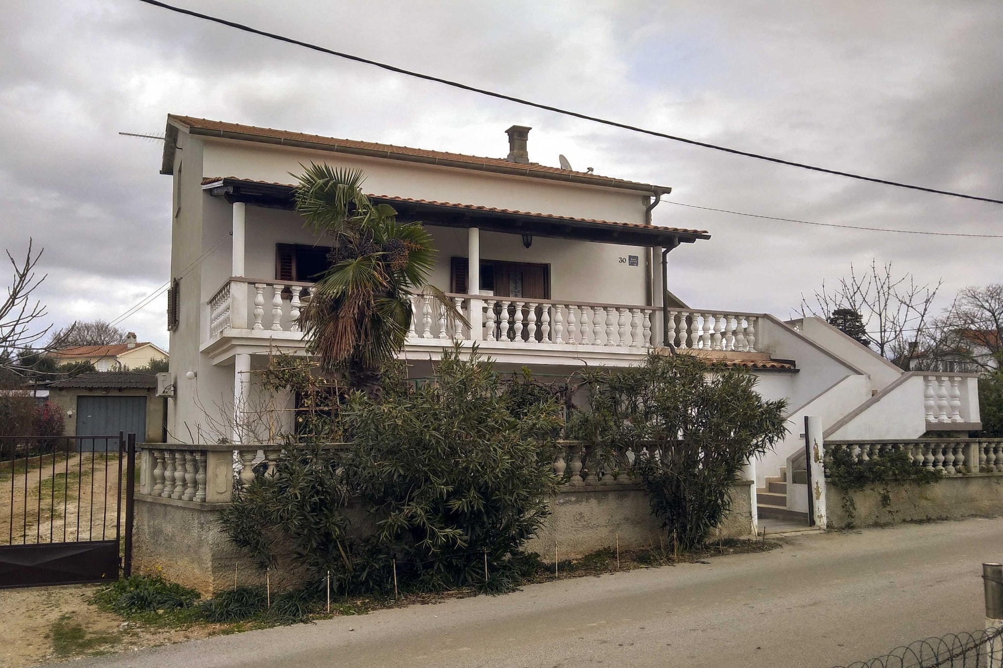 Bright and Modern: Fully Furnished Krk Apartments with Private Parking - Two Bedroom Apartment-Extérieur