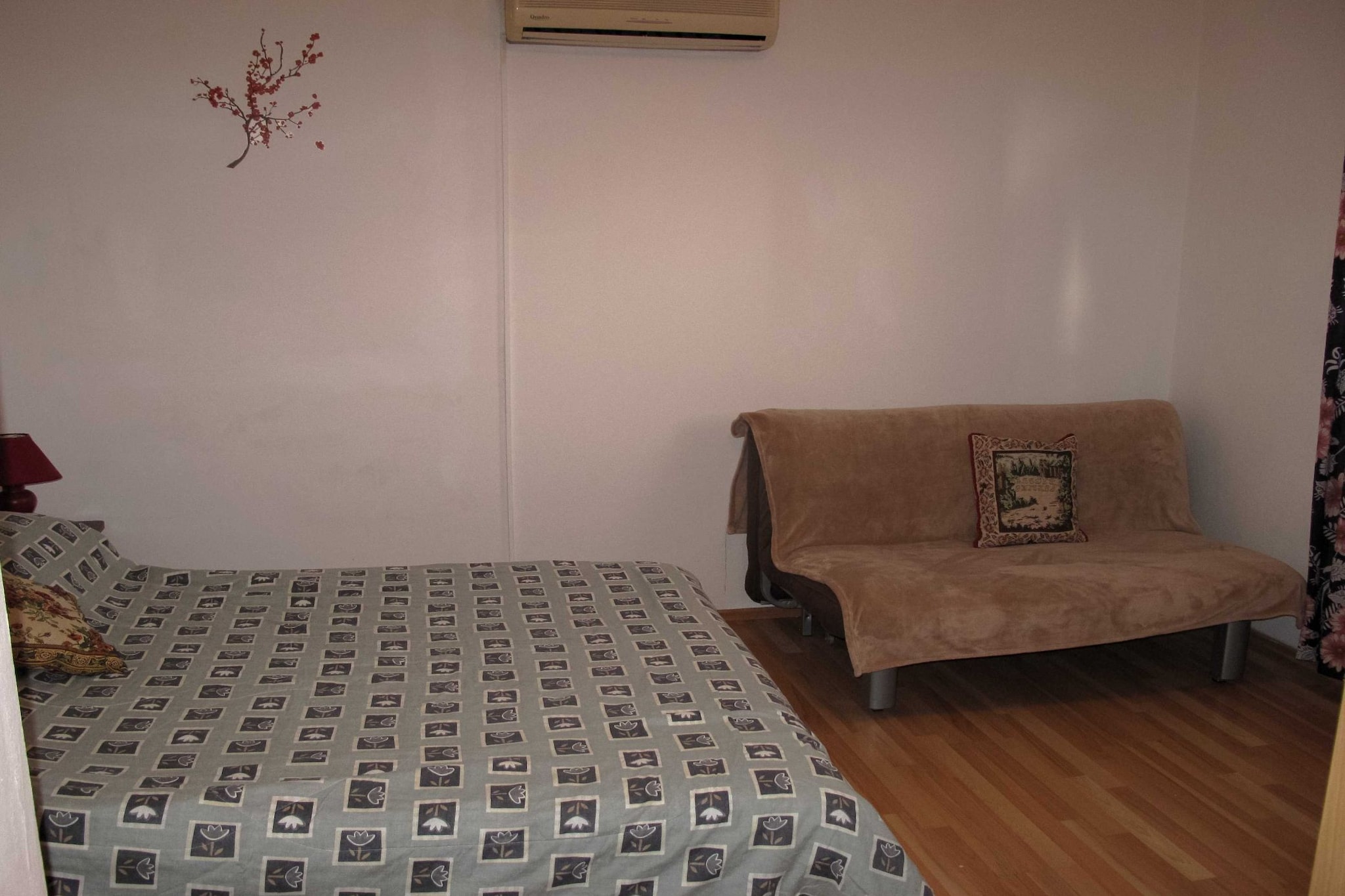 Bright and Modern: Fully Furnished Krk Apartments with Private Parking - One Bedroom Apartment