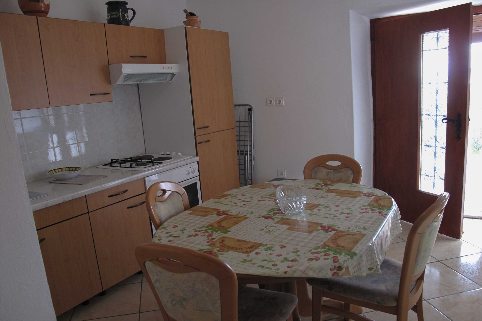 Bright and Modern: Fully Furnished Krk Apartments with Private Parking - One Bedroom Apartment