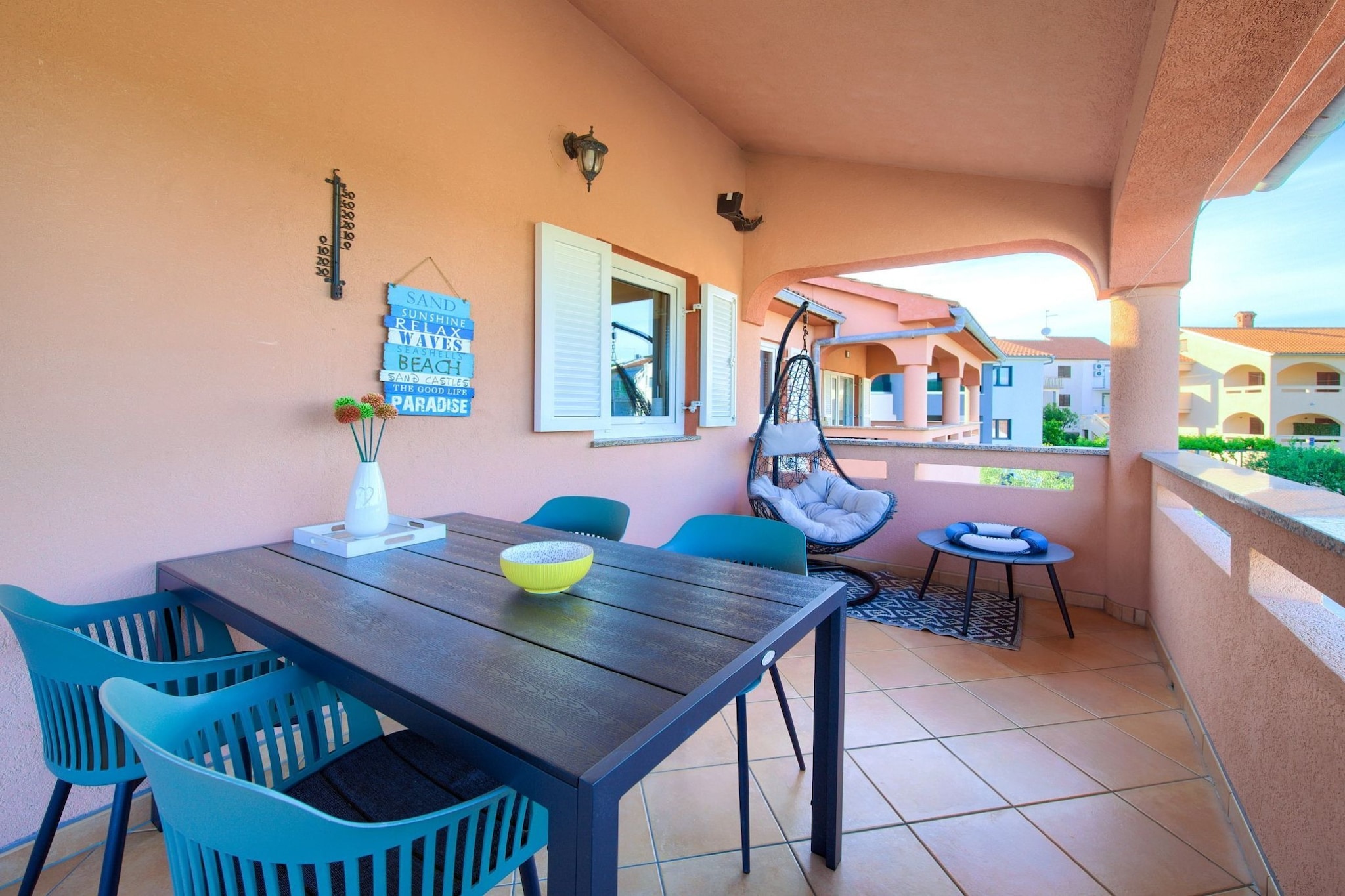 Elegant and Vibrant Apartment with Terrace and Sea View - Two Bedroom Apartment with Terrace and Sea View-Terrasse
