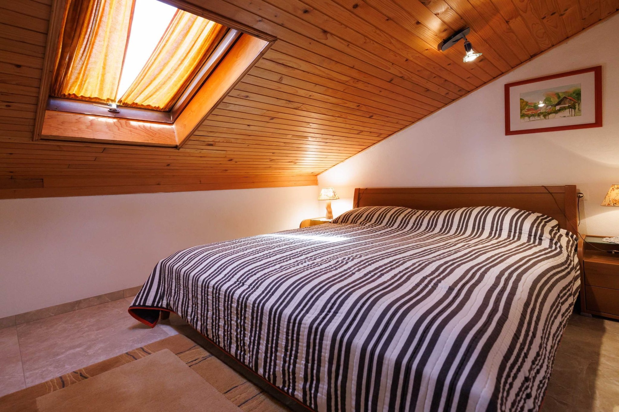 Classic and Trendy Apartment with Terrace - Two Bedroom Apartment with Terrace-Slaapkamer