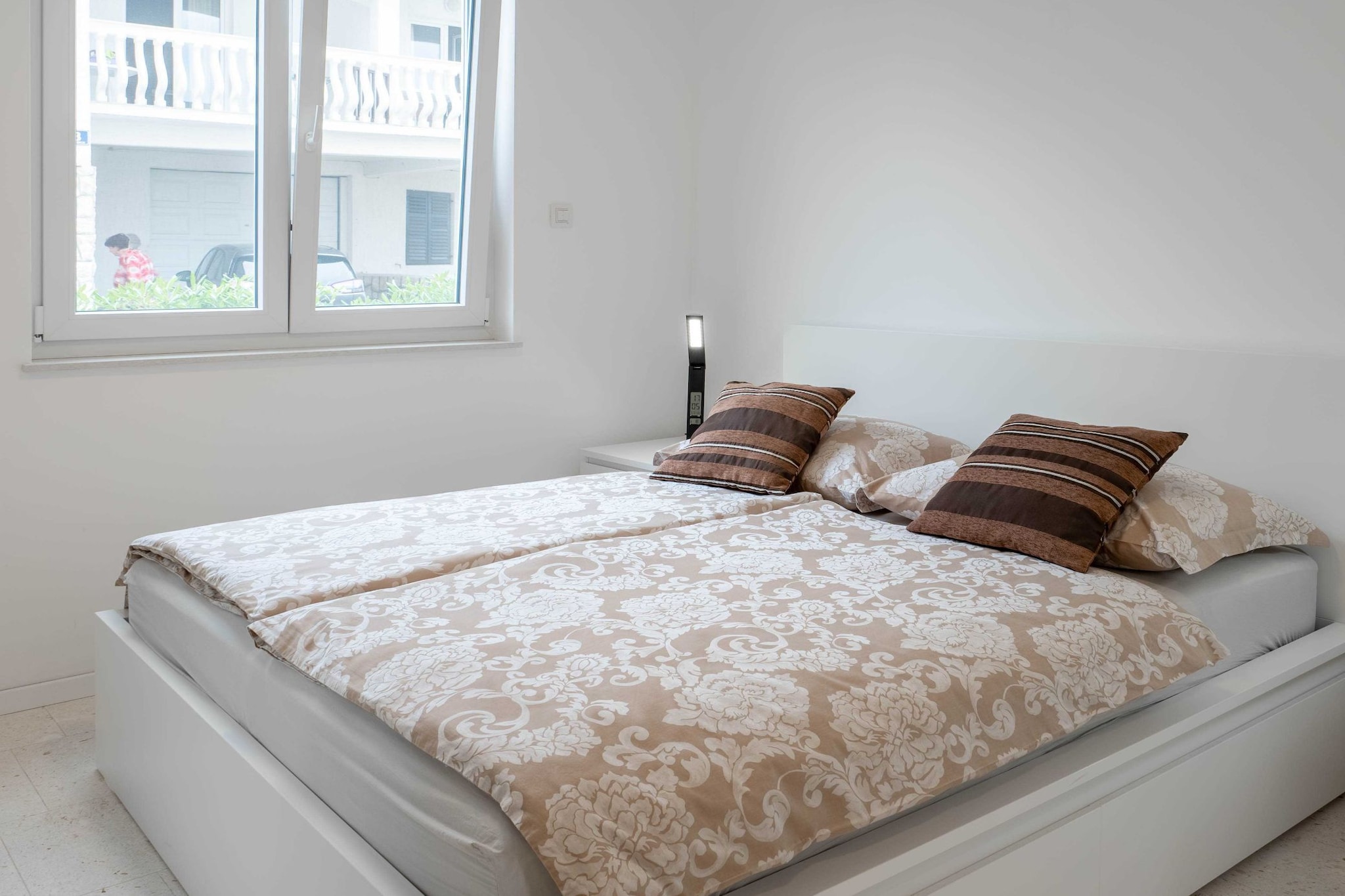 Spacious Povljana Apartment with Sea View and Terrace - Three Bedroom Apartment with Sea View and Balcony-Bedroom
