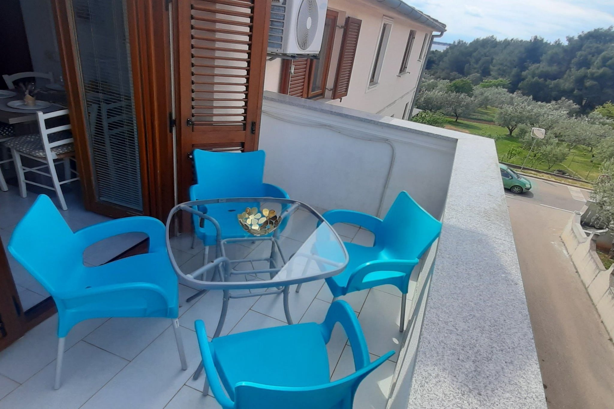 Modern and Bright Fazana Apartment with Balcony and Sea View - One Bedroom Apartment with Balcony and Sea View-Terrasbalkon