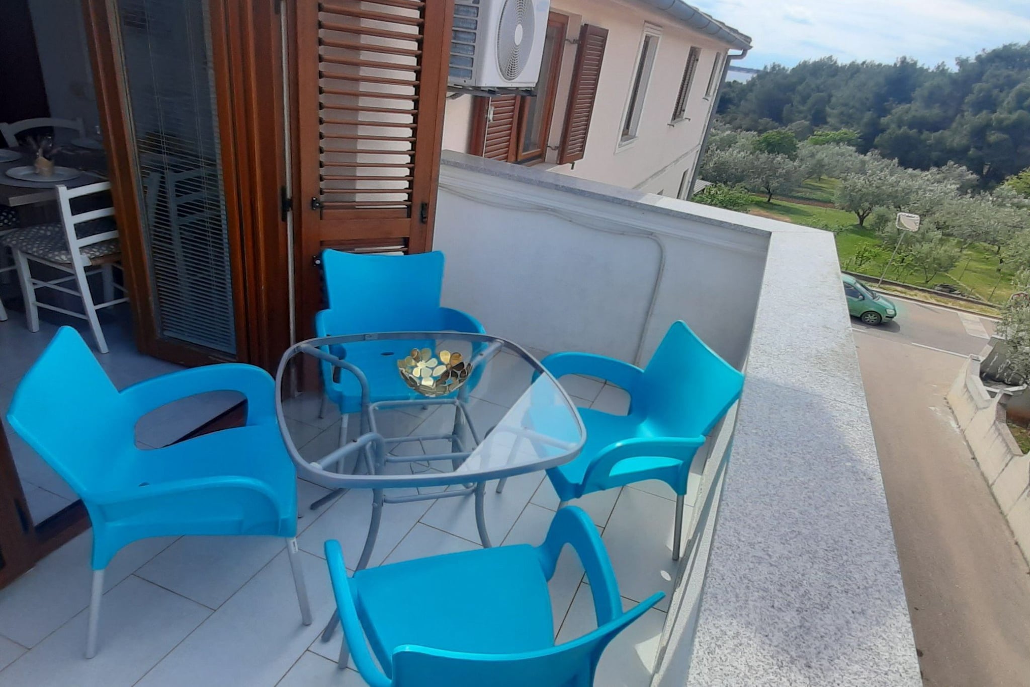 Modern and Bright Fazana Apartment with Balcony and Sea View - One Bedroom Apartment with Balcony and Sea View-Terrasbalkon
