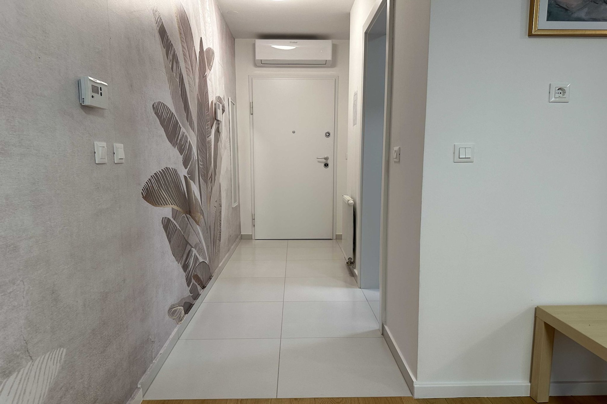 Cozy Retreat in Krapinske Toplice: Comfort and Prime Location with Pivate Parking - One Bedroom Apartment-Binnen