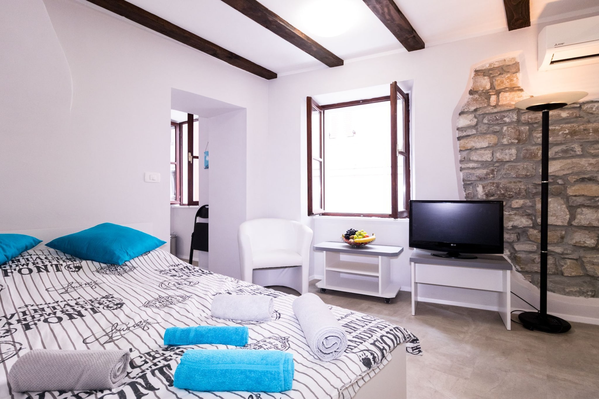 Piran Downtown Chic and Cozy Apartments - Standard One Bedroom Apartment (owner 3.S)-Slaapkamer