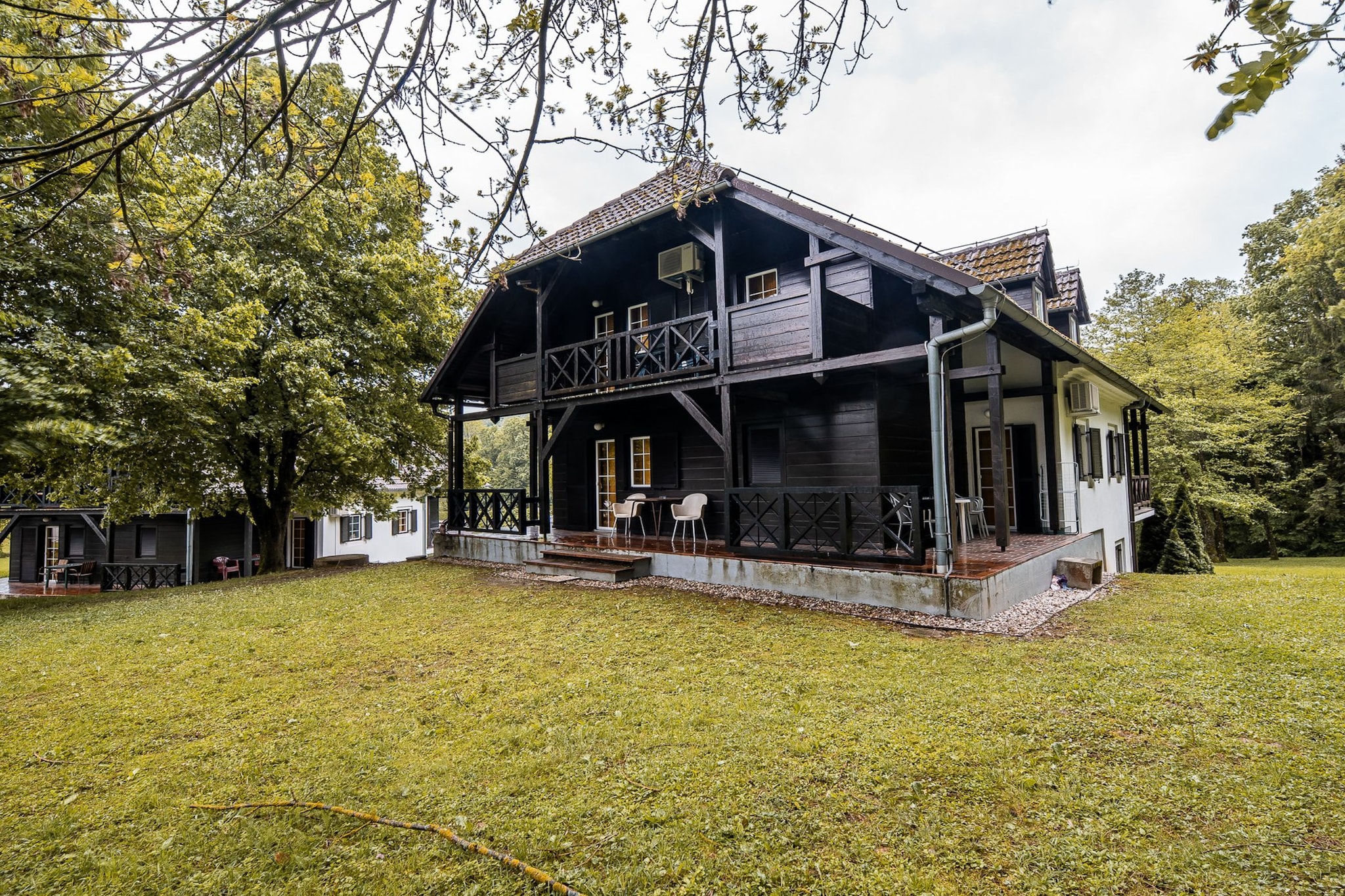 Rustic and Radiant Retreat Apartments with Terrace - Standard One Bedroom Apartment with Terrace (owner app 65)-Buitenlucht