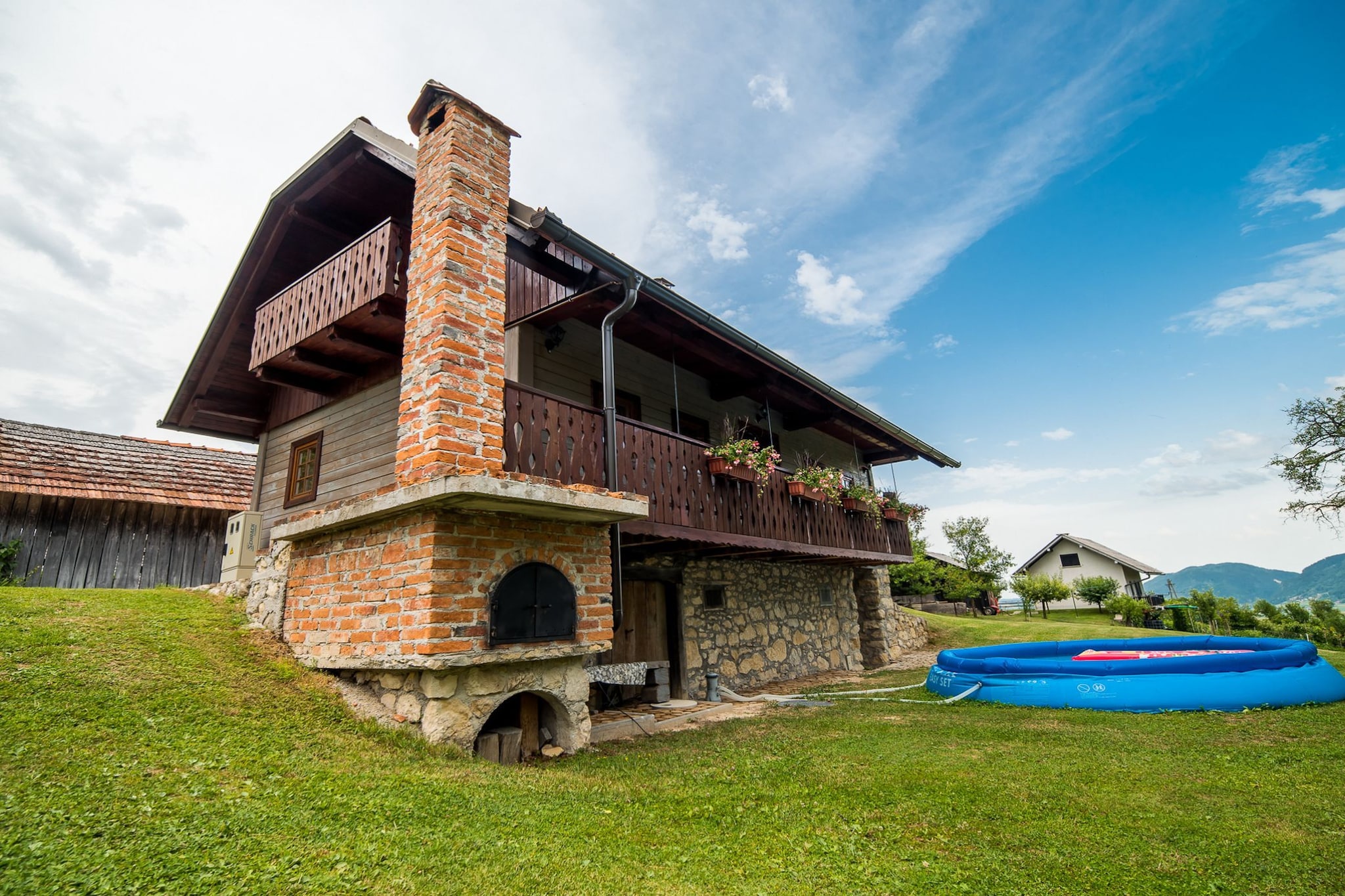 Serene Rustic Haven Holiday Home with Sauna - Two Bedroom Holiday Home with Sauna-Buitenlucht