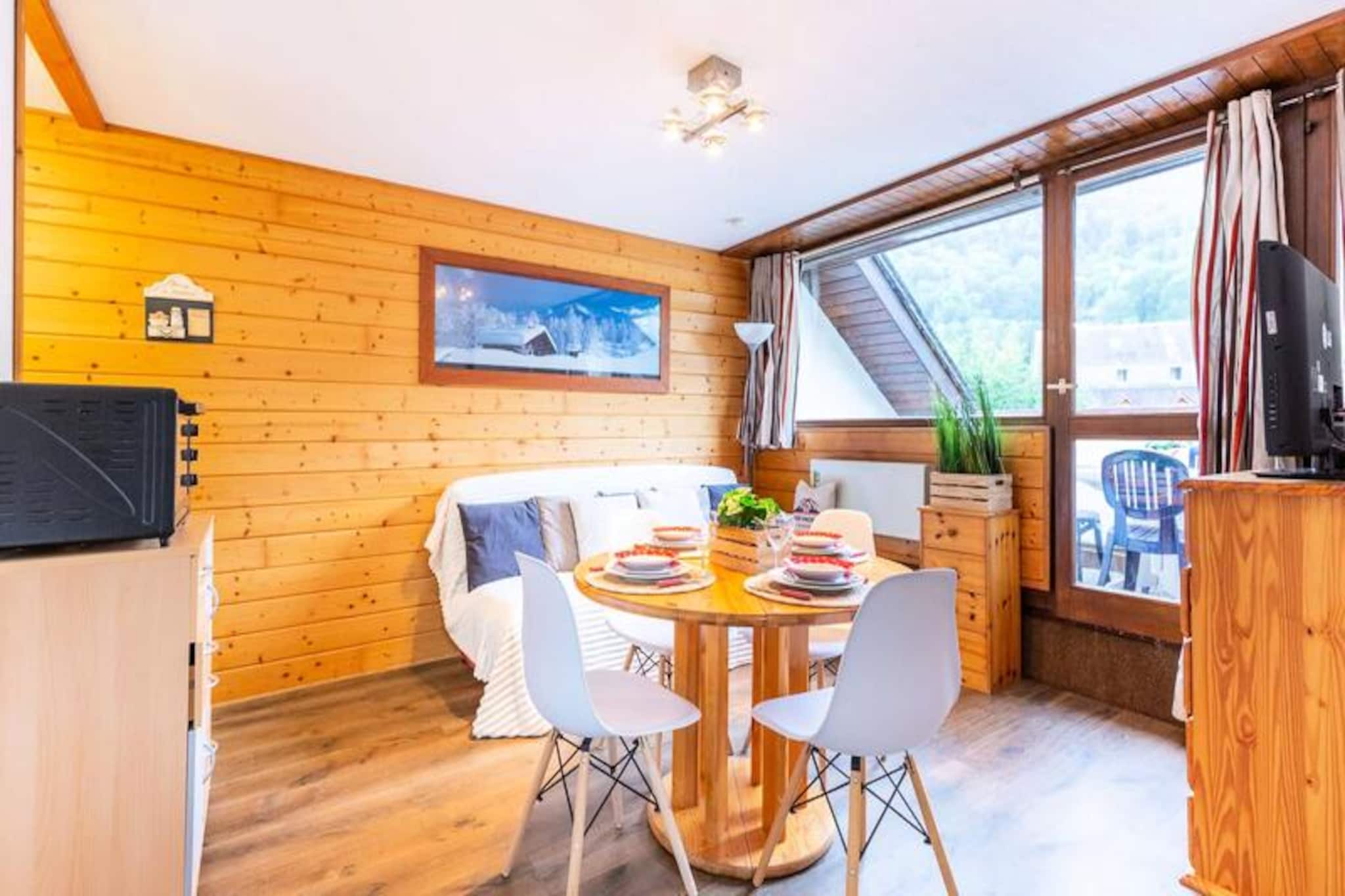 This charming 4-person apartment is located on the 3rd floor of a residence, offering a perfect retreat with breathtaking views of the mountains. It has a cozy living room with a sofa and television, along with a fully equipped kitchenette. The bedroom features a 140 cm bed, and a second bedroom is furnished with pull-out beds. Additionally, the living room includes a click-clack sofa for extra sleeping space. The apartment also includes a bathroom with a toilet, a ski locker on the ground floor, and a private closed garage. Pets are not allowed in the apartment.

The residence is ideally located, just 100 meters from the main shopping street and 190 meters from the cable car, providing easy access to the slopes and village attractions. Guests will appreciate the free shuttle service nearby that leads to the thermal baths sector and the Pla d'Adet slopes. A variety of cafes, restaurants, and shops can be found just a short walk away, making it convenient to explore the local amenities.

The apartment offers additional comfort with a south-facing balcony-terrace, perfect for relaxing and enjoying the mountain views. Baby equipment is available on request, and the kitchen is equipped for preparing meals during your stay. A well-maintained washroom with a toilet ensures convenience for all guests.