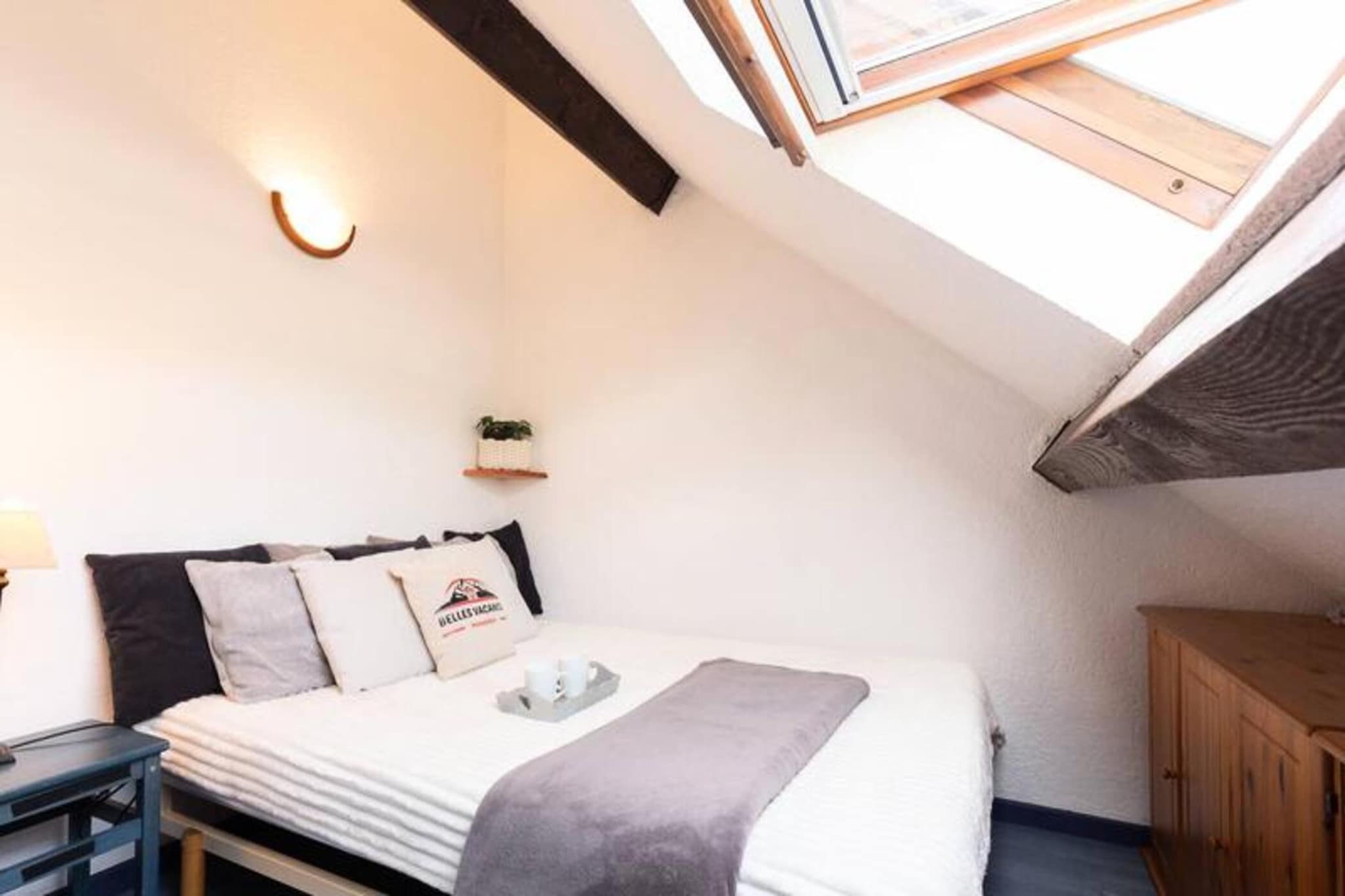 Apartment in Pyrenees near Cable Car