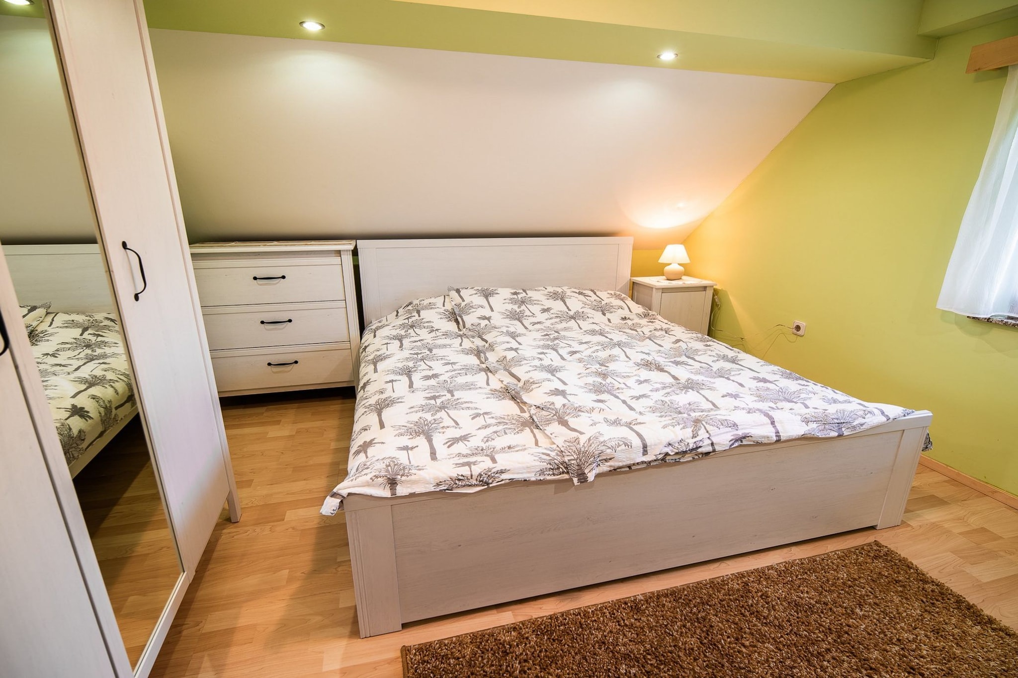 Golden Horizon Holiday Home with Terrace and Garden - One Bedroom Holiday Home with Terrace and Garden-Slaapkamer