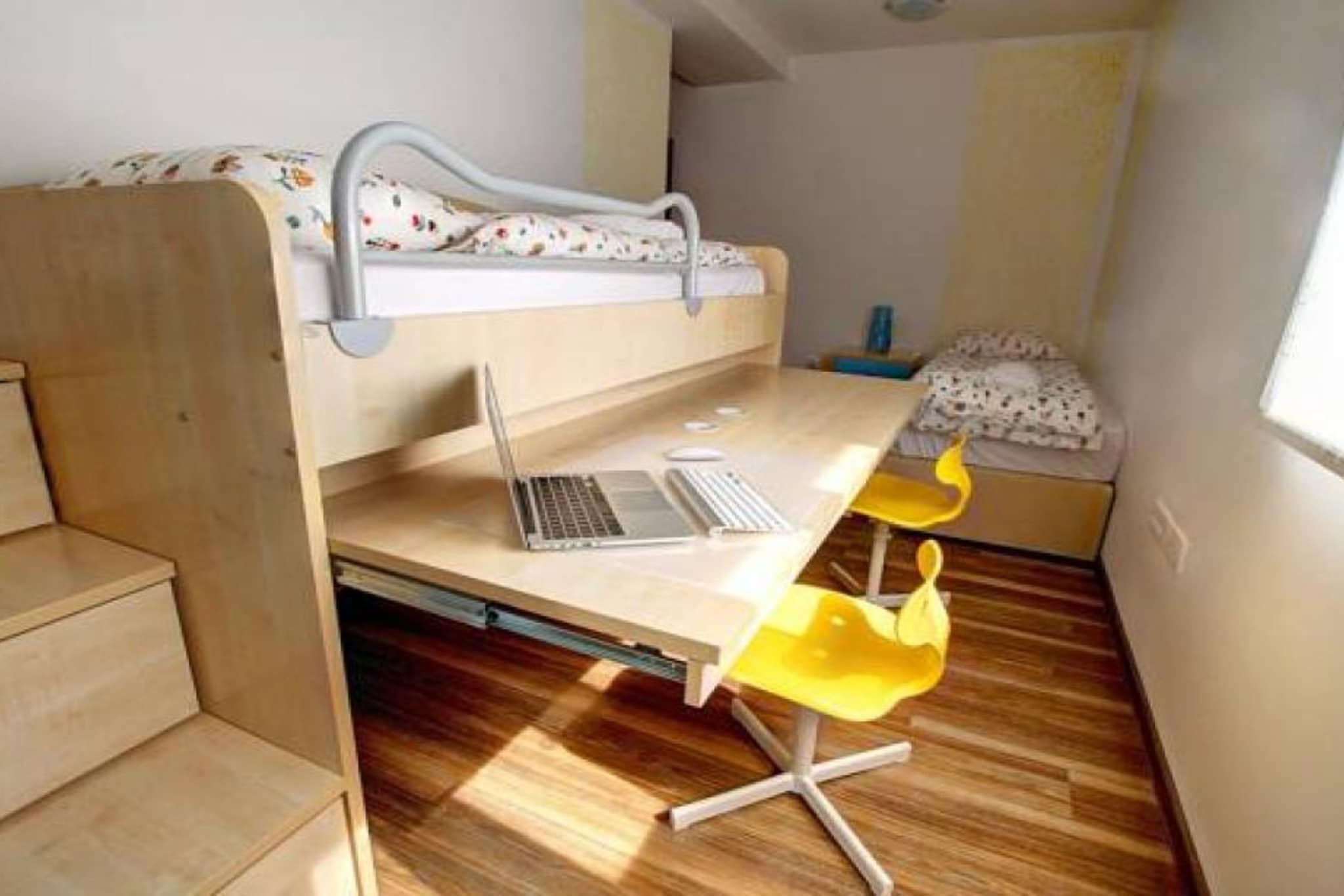 Stylish Retreat with BBQ and Modern Amenities near Terme - Three Bedroom Apartment-Slaapkamer