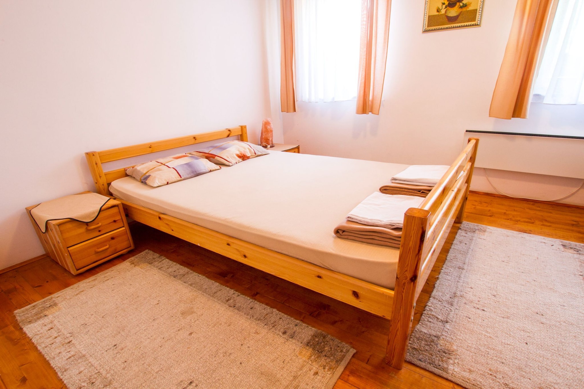 Rustic Charm Cottage Country House with Sauna - Five Bedroom  Holiday Home with Sauna-Slaapkamer