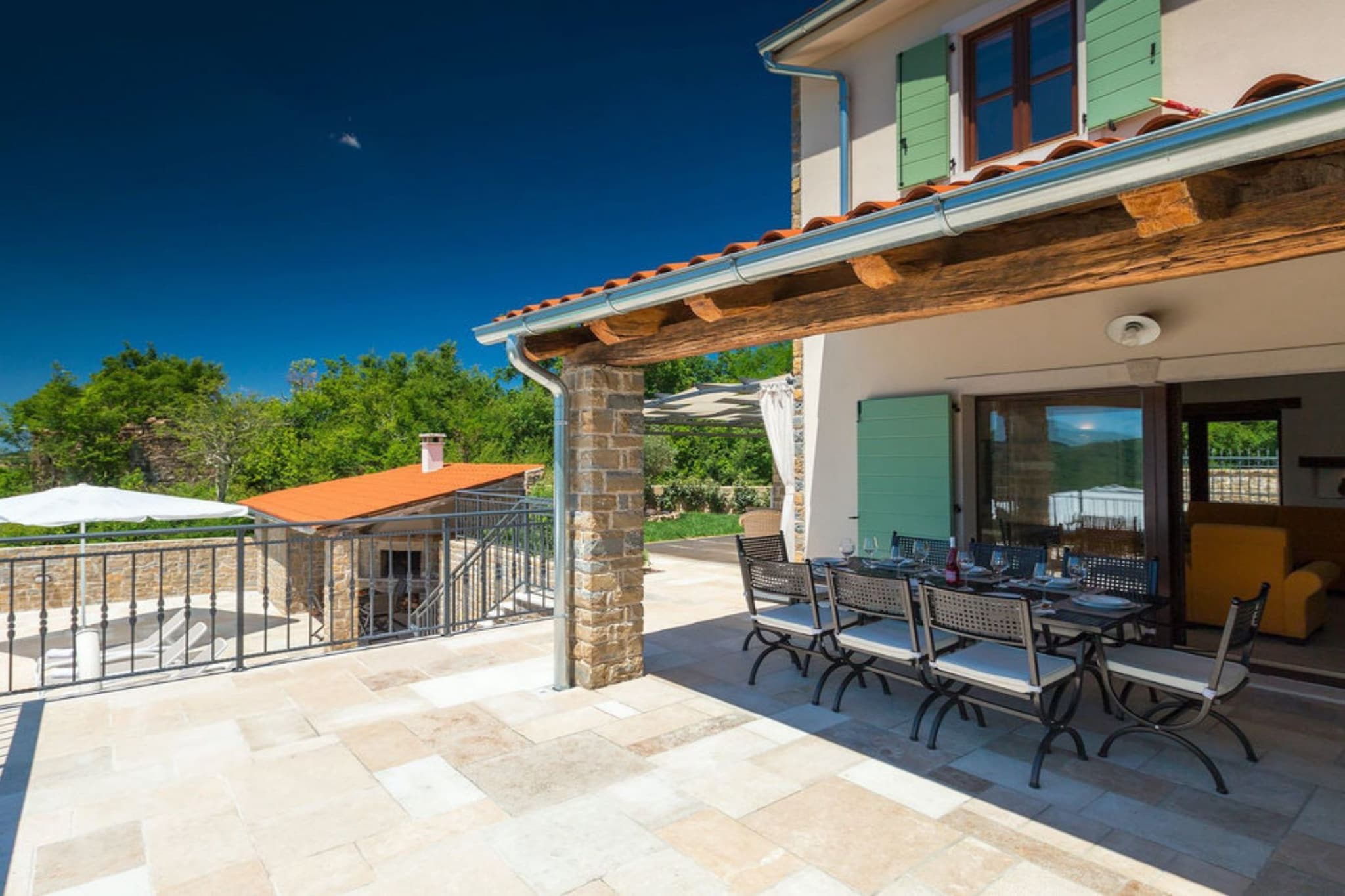Authentic Villa Banić - Four Bedroom Villa With Pool-Außenbereich