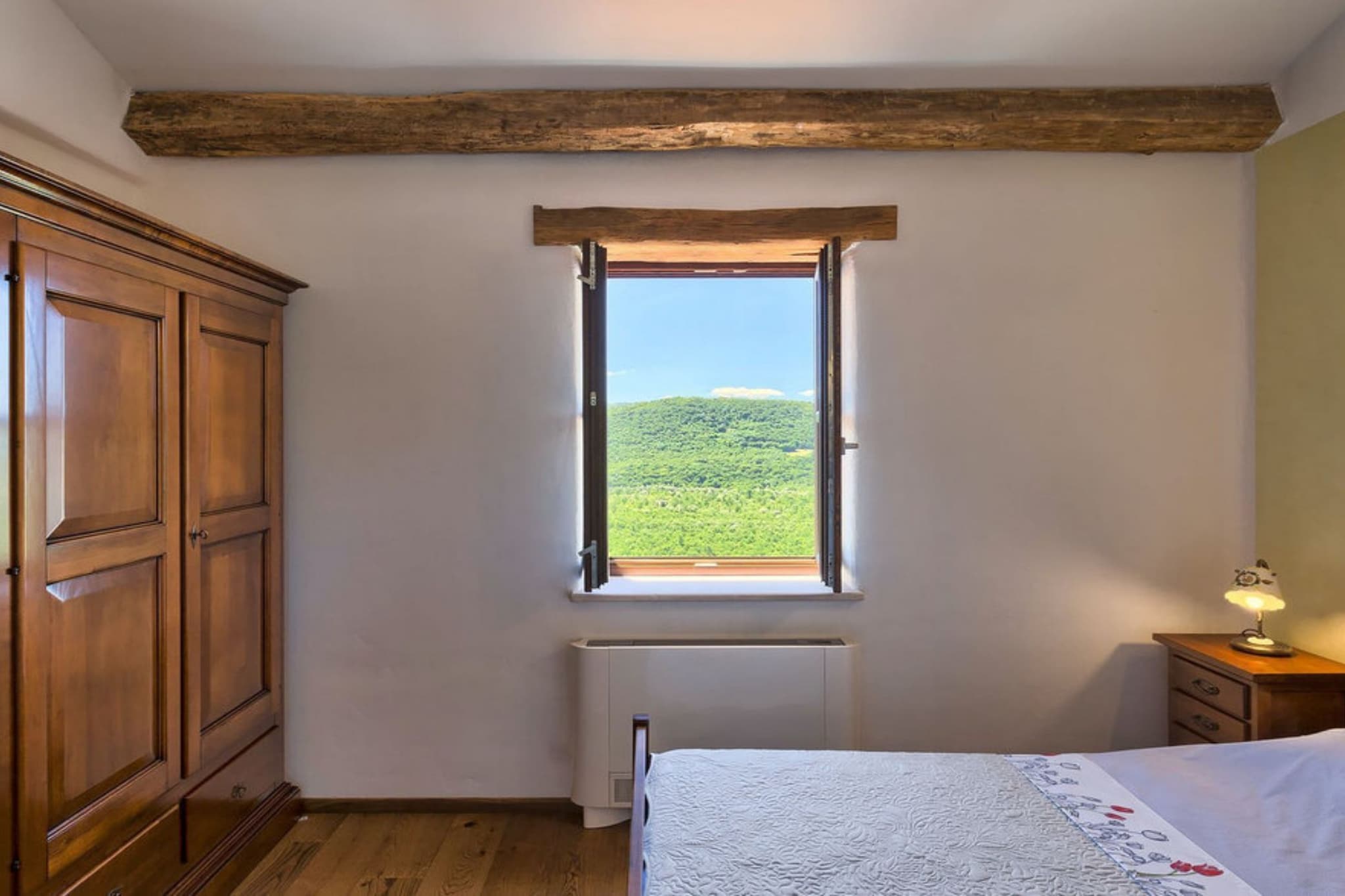 Authentic Villa Banić - Four Bedroom Villa With Pool-Schlafzimmer