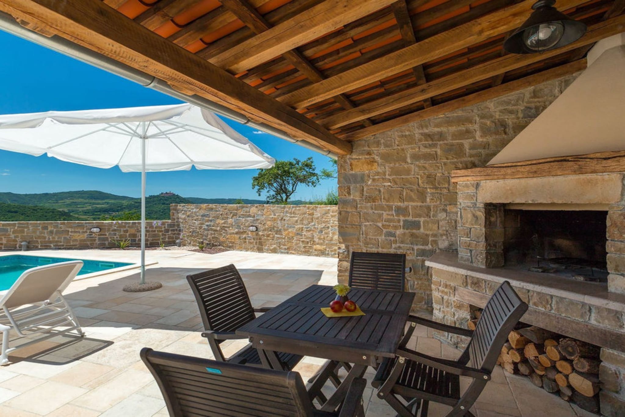 Authentic Villa Banić - Four Bedroom Villa With Pool-Schwimmbad
