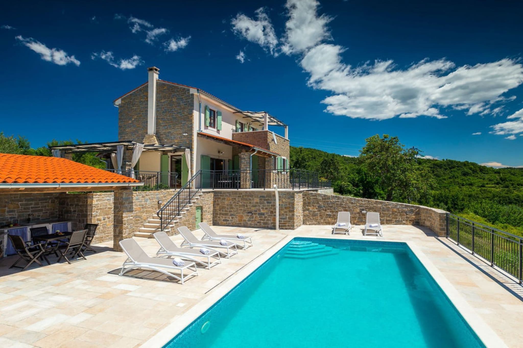 Authentic Villa Banić - Four Bedroom Villa With Pool-Schwimmbad
