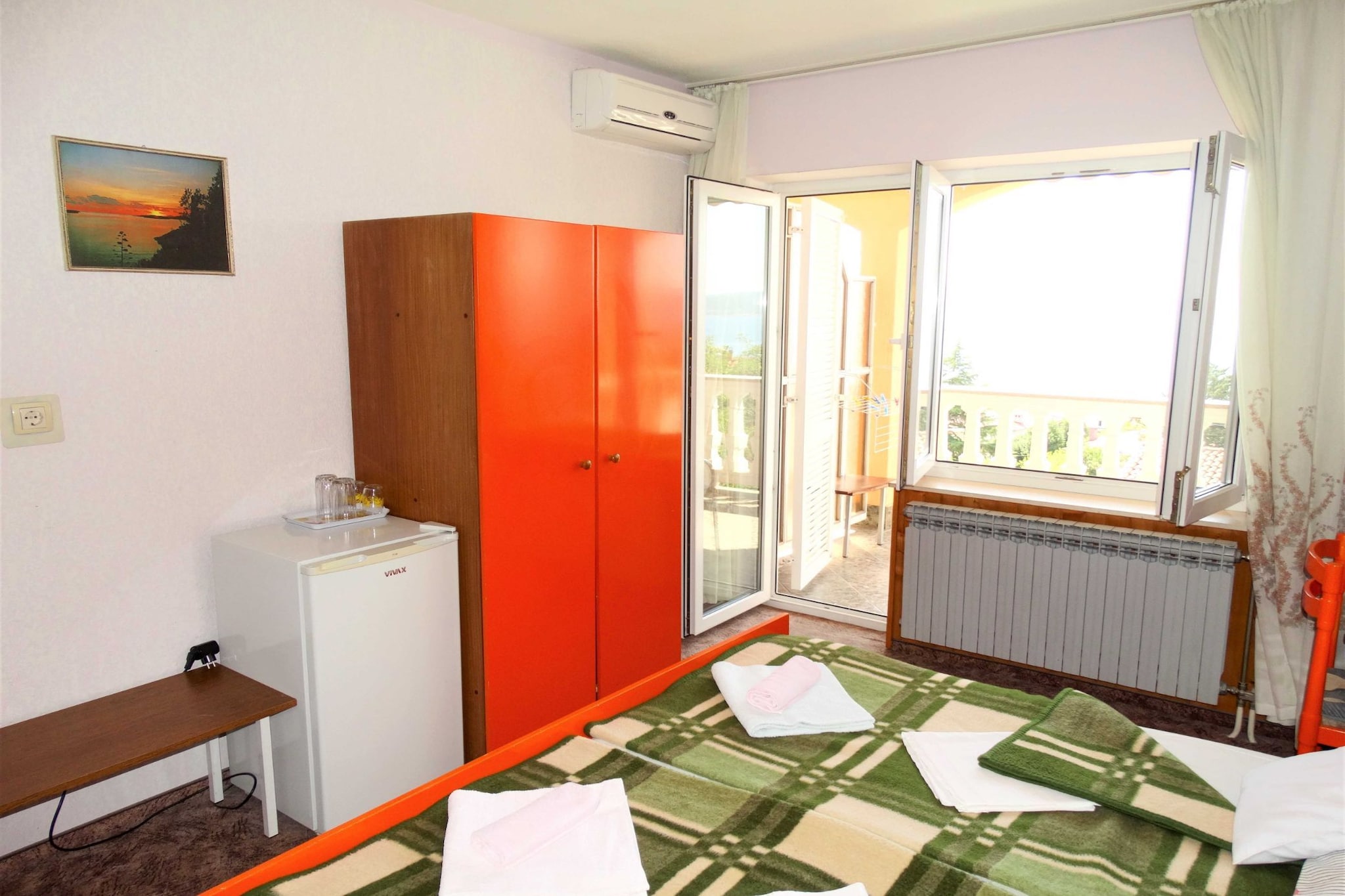 Crikvenica Apartments and Rooms with Sea View - Classic Double Room with  Sea View (owner crvena)