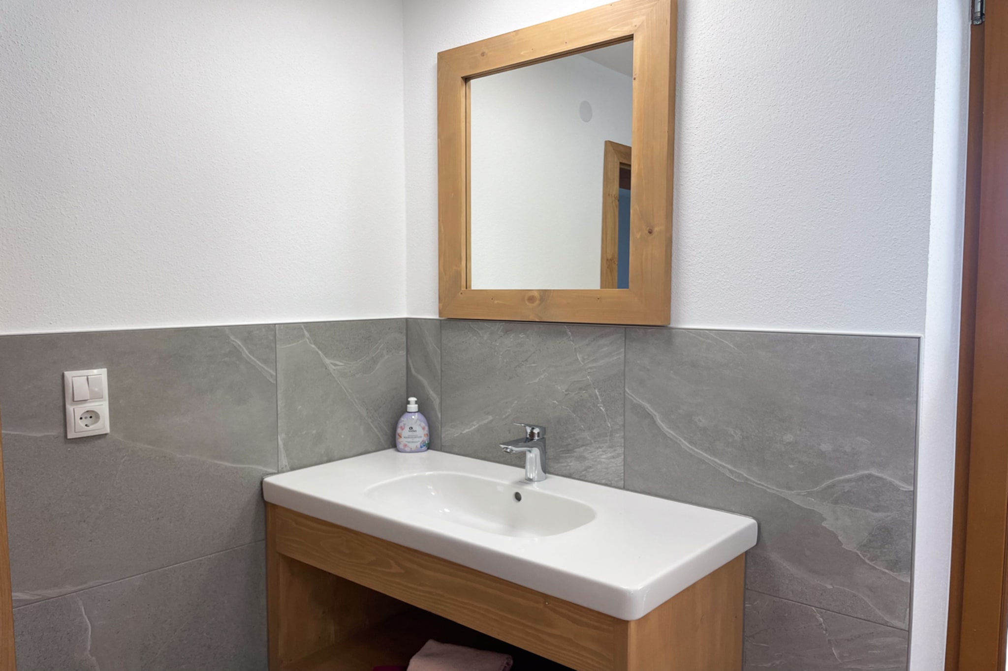 Gruppenhaus zur schönsten Aussicht-Badkamer