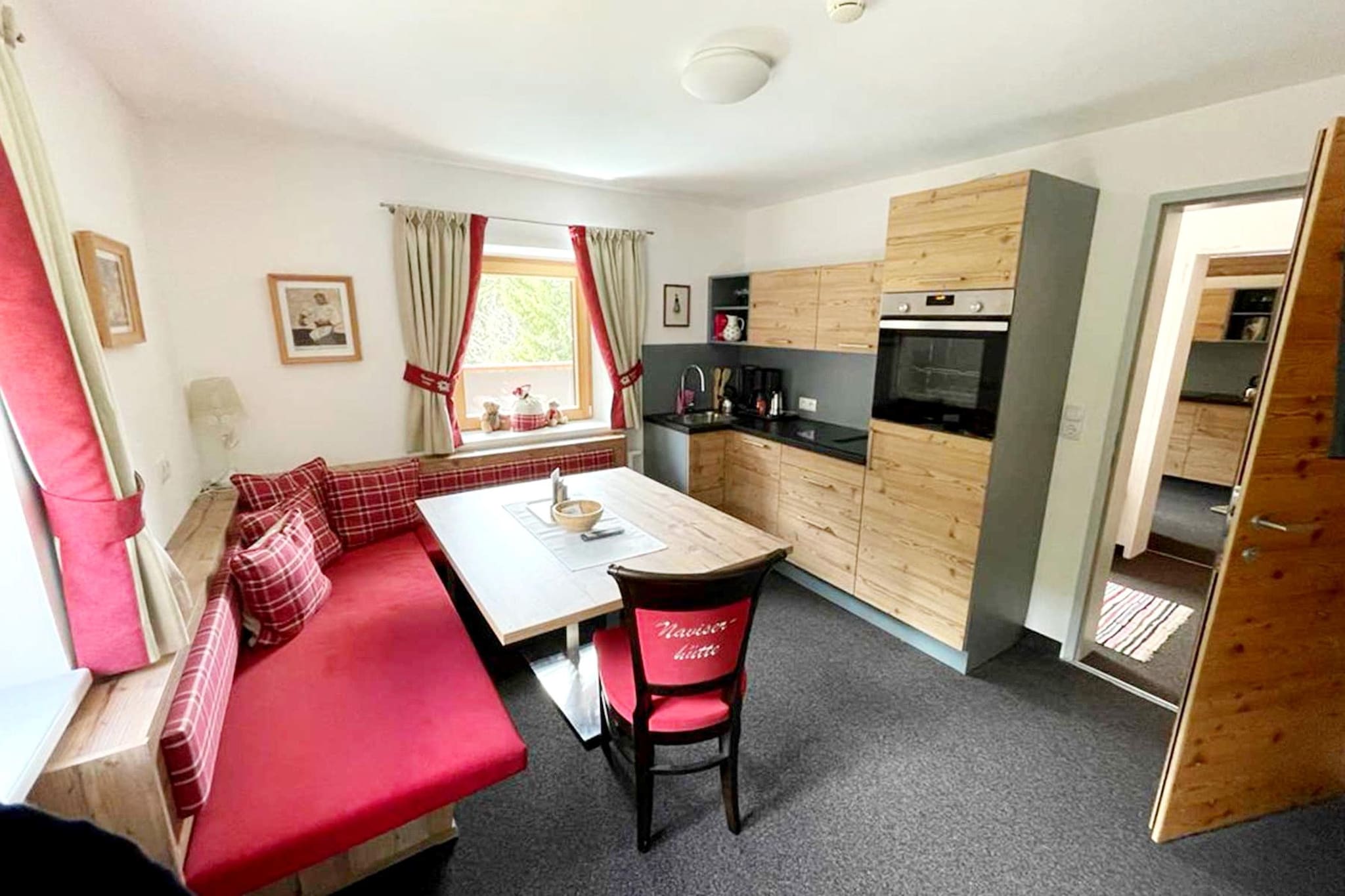 This charming 35 m² apartment in Navis, Tyrol, offers a cozy and modern retreat for 2 guests, ideal for a relaxing vacation. Nestled in a quiet zone surrounded by forest, the apartment boasts stunning mountain views, making it a peaceful getaway. The apartment is conveniently located near the Naviser Hütte restaurant and a bus station, providing easy access to local amenities and attractions.

The location of the apartment is ideal for outdoor enthusiasts. The river Bach is just 200 meters away, offering opportunities for nature walks and exploration. The town of Navis is 4 km away, with supermarkets, shops, and the train station only 13 km away. In the winter months, the nearby Berger Alm ski resort is perfect for skiing and snowboarding, while the Schwimmbad Steinach water park provides fun for the whole family.

The apartment features a comfortable bedroom, a well-appointed open-plan kitchen, and a spacious living area. The kitchen is fully equipped with a refrigerator, microwave, oven, dishwasher, and a coffee machine, perfect for preparing meals. A balcony allows you to enjoy the beautiful natural surroundings, while Wi-Fi, central heating, and a TV ensure a comfortable stay. For added convenience, there is open-air parking available on-site.