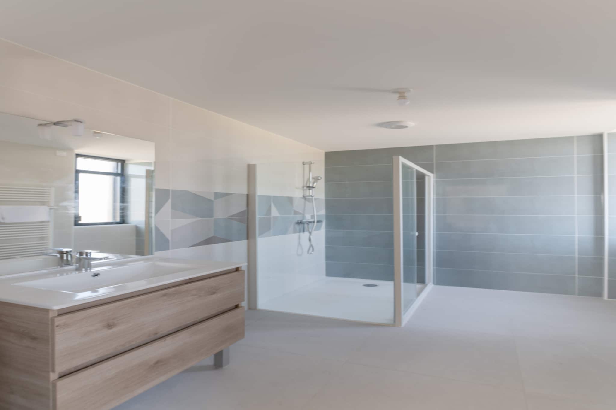 AR SKOL - Porspoder-Badezimmer