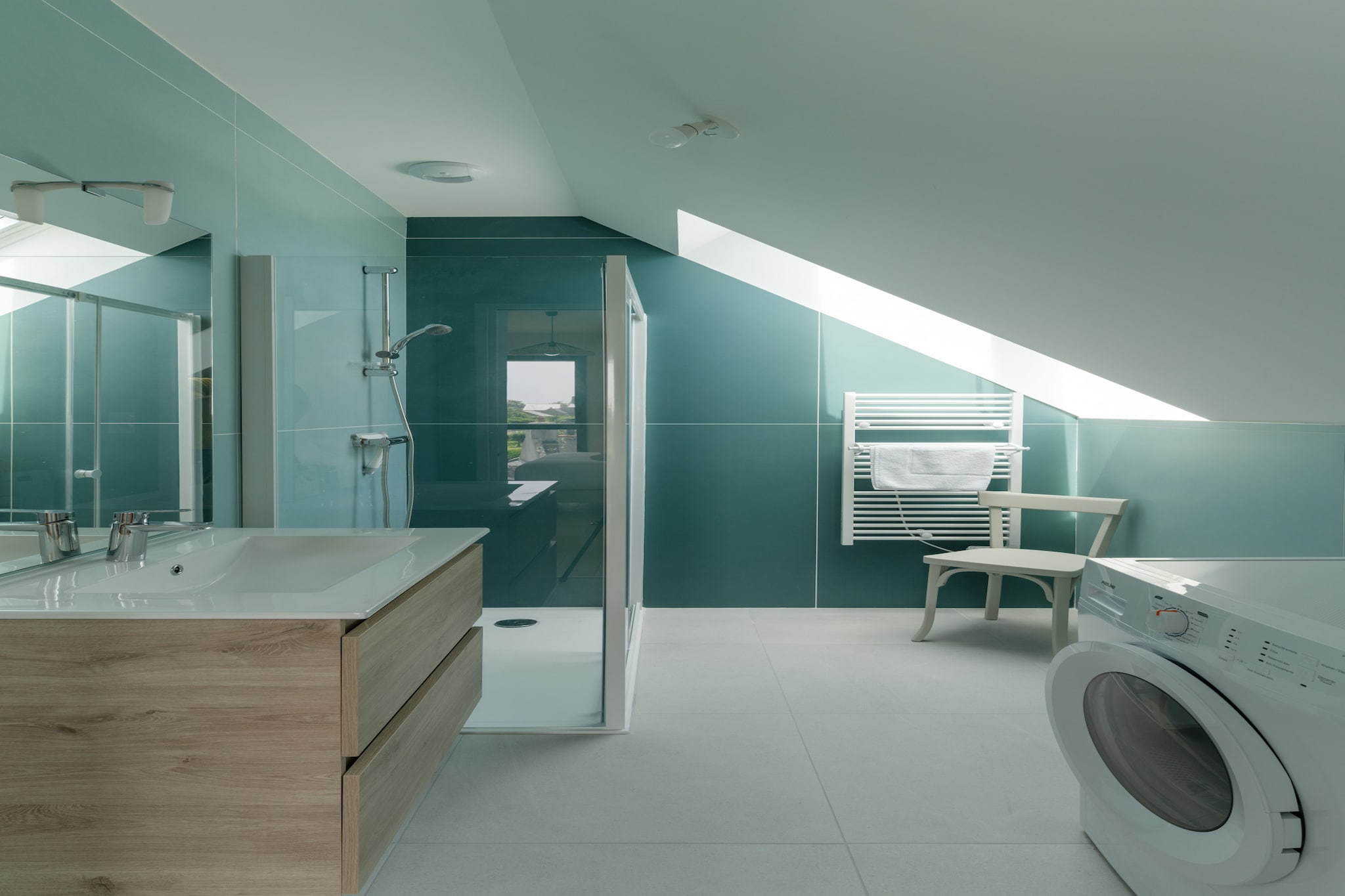 AR SKOL - Porspoder-Badezimmer