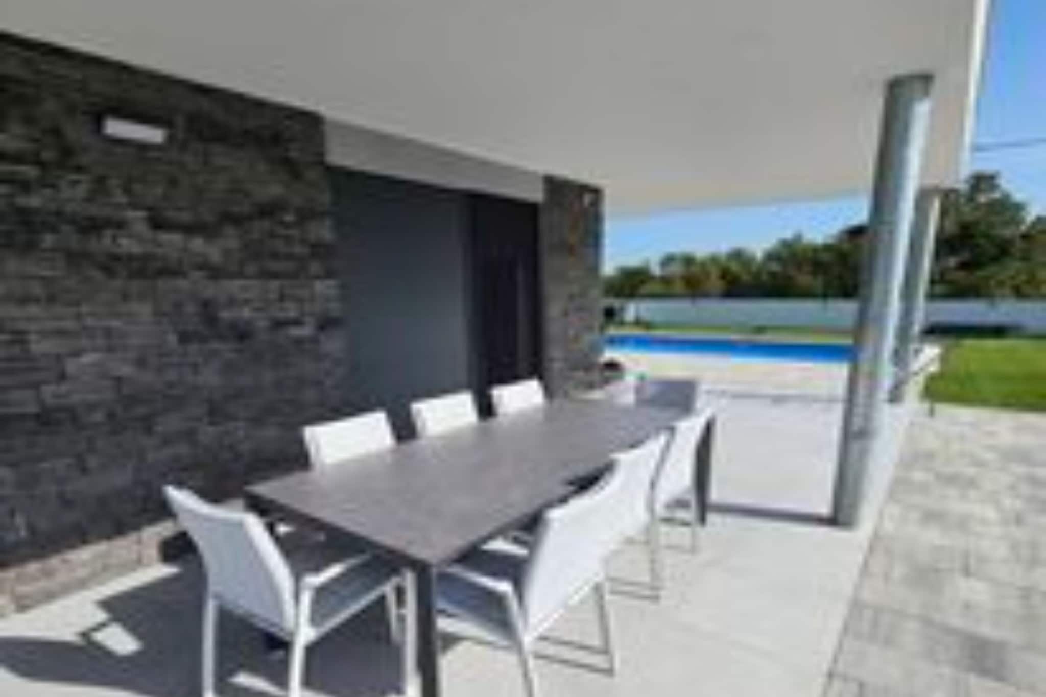 Lux Holiday Home Slatki - Studio Apartment with Terrace-Buitenlucht
