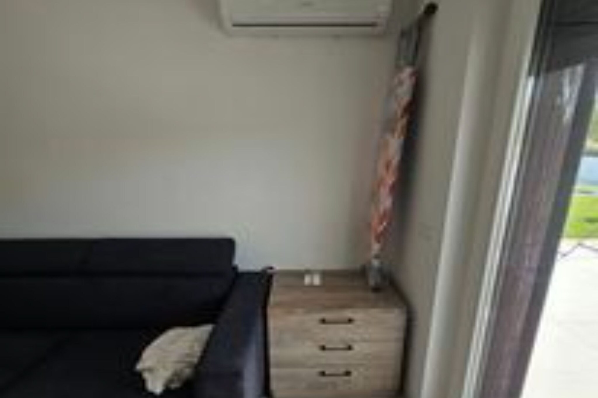 Lux Holiday Home Slatki - Classic Two Bedroom Apartment with Terrace-Woonkamer