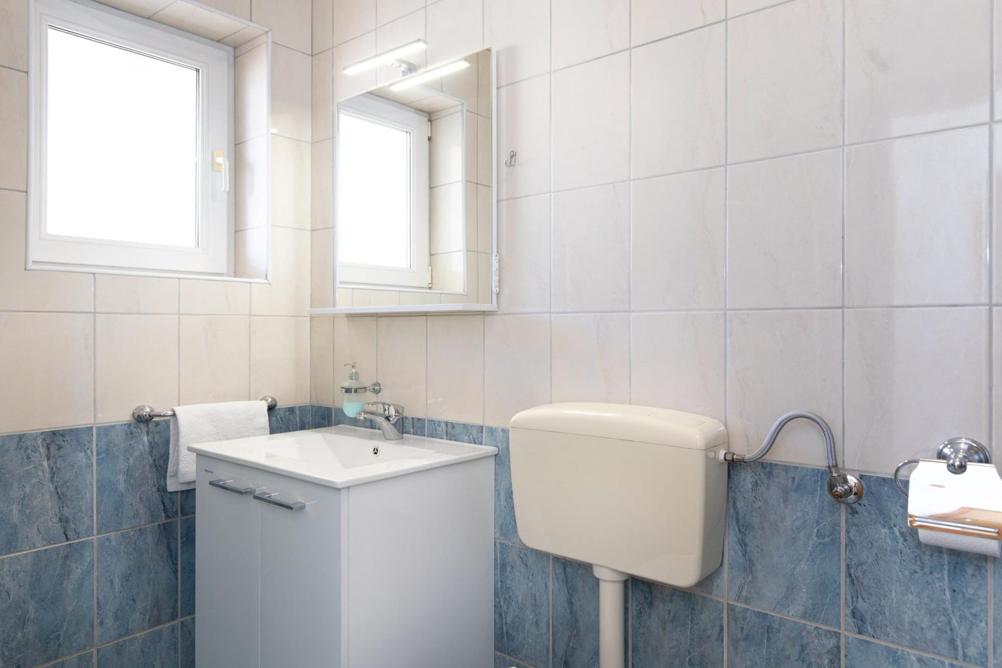 Scenic Elegant Apartments Krk with Balcony and Pool - Two Bedroom Apartment with Balcony and Pool (owner 1)-Salle de bain